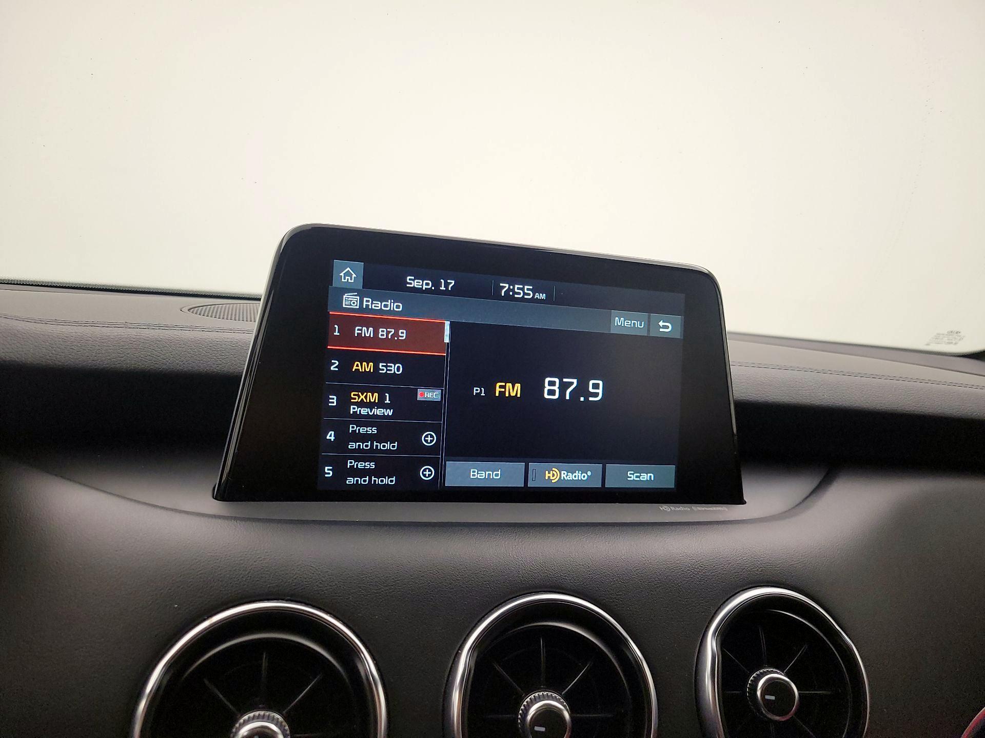 Thumbnail: 2019 Kia Stinger - 15