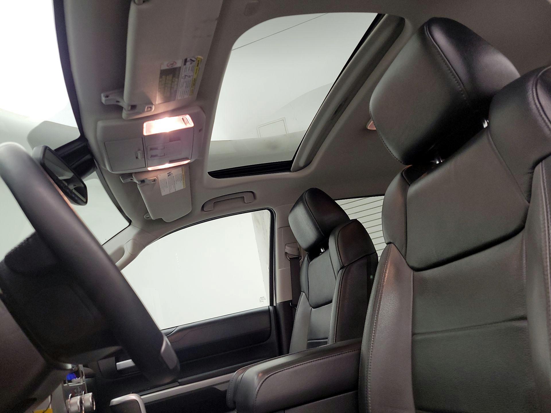 Thumbnail: 2019 Toyota Tundra - 19