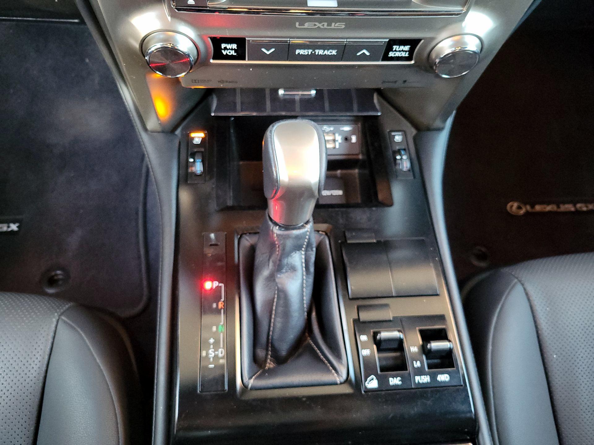 Thumbnail: 2021 Lexus GX - 16