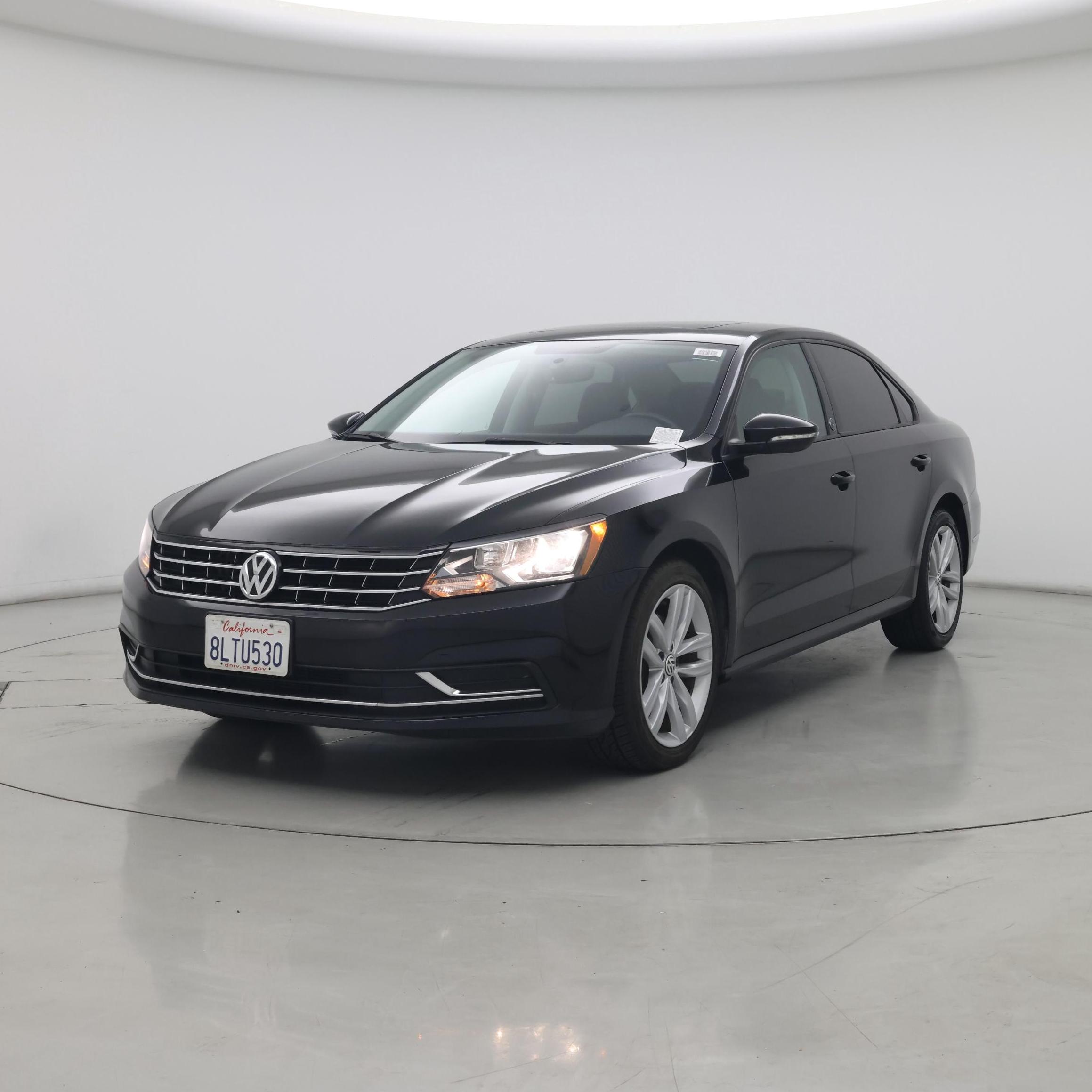 Thumbnail: 2019 Volkswagen Passat - 4