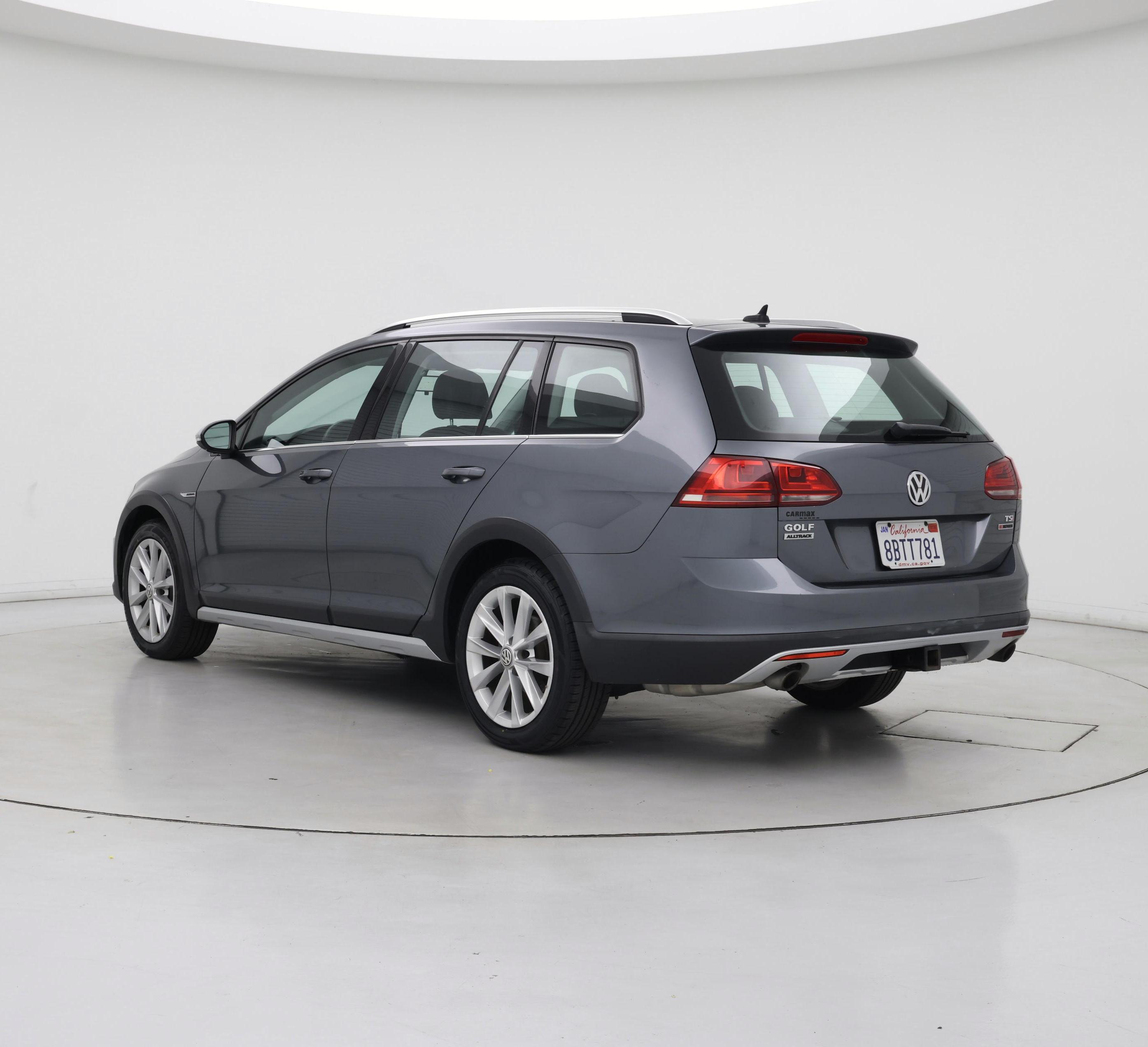 Thumbnail: 2017 Volkswagen Golf - 2