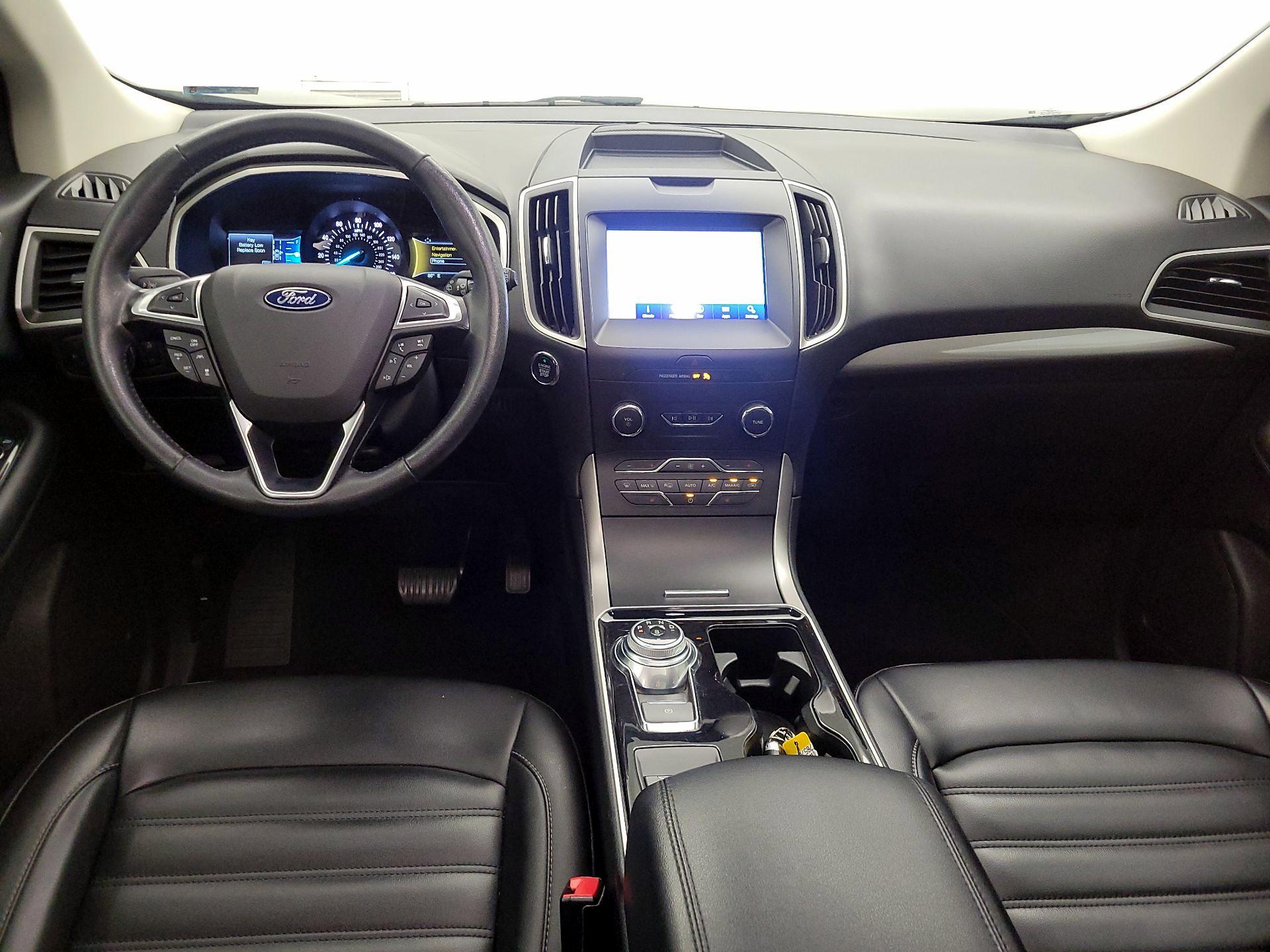Thumbnail: 2020 Ford Edge - 9