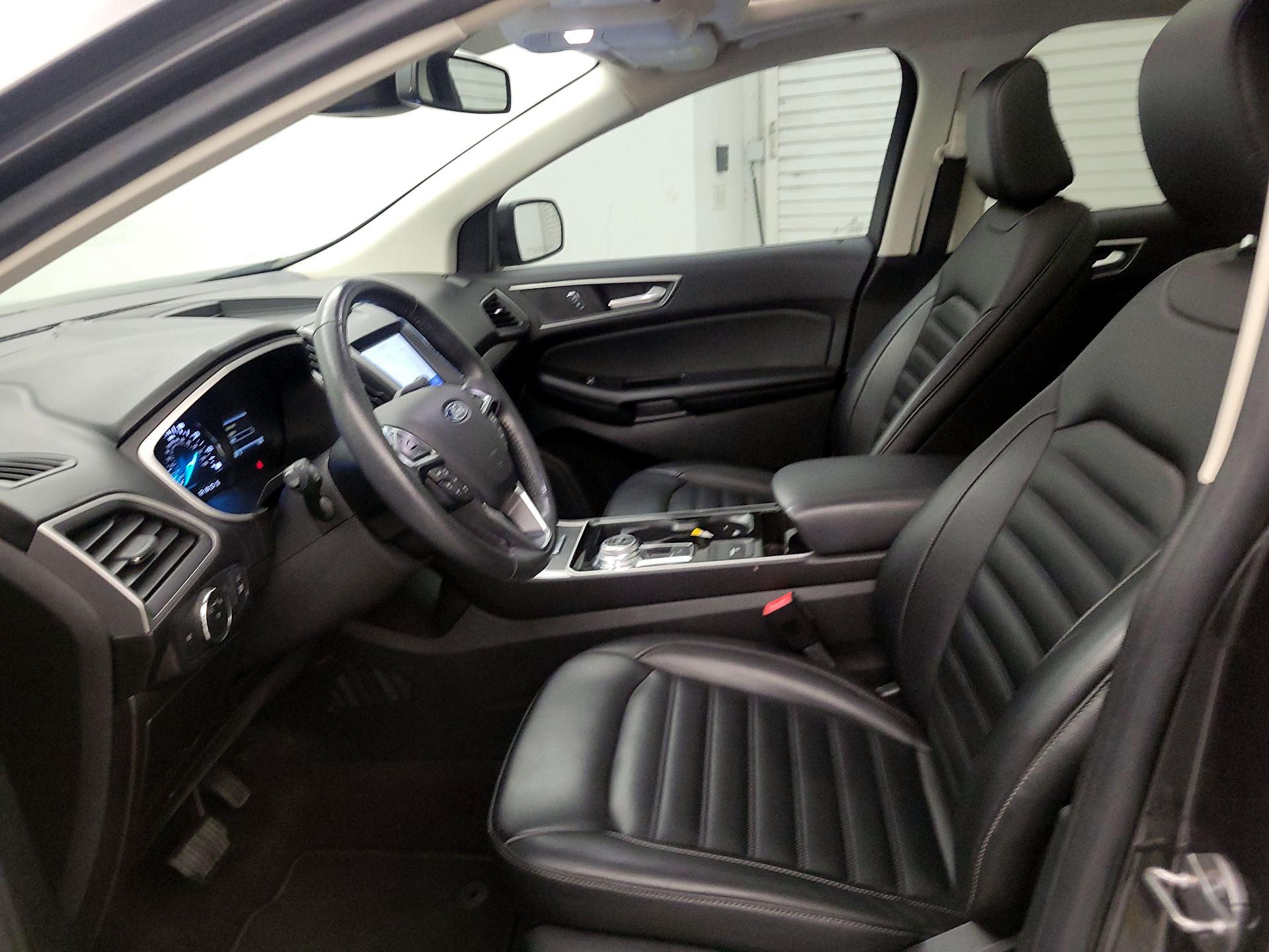 Thumbnail: 2020 Ford Edge - 11