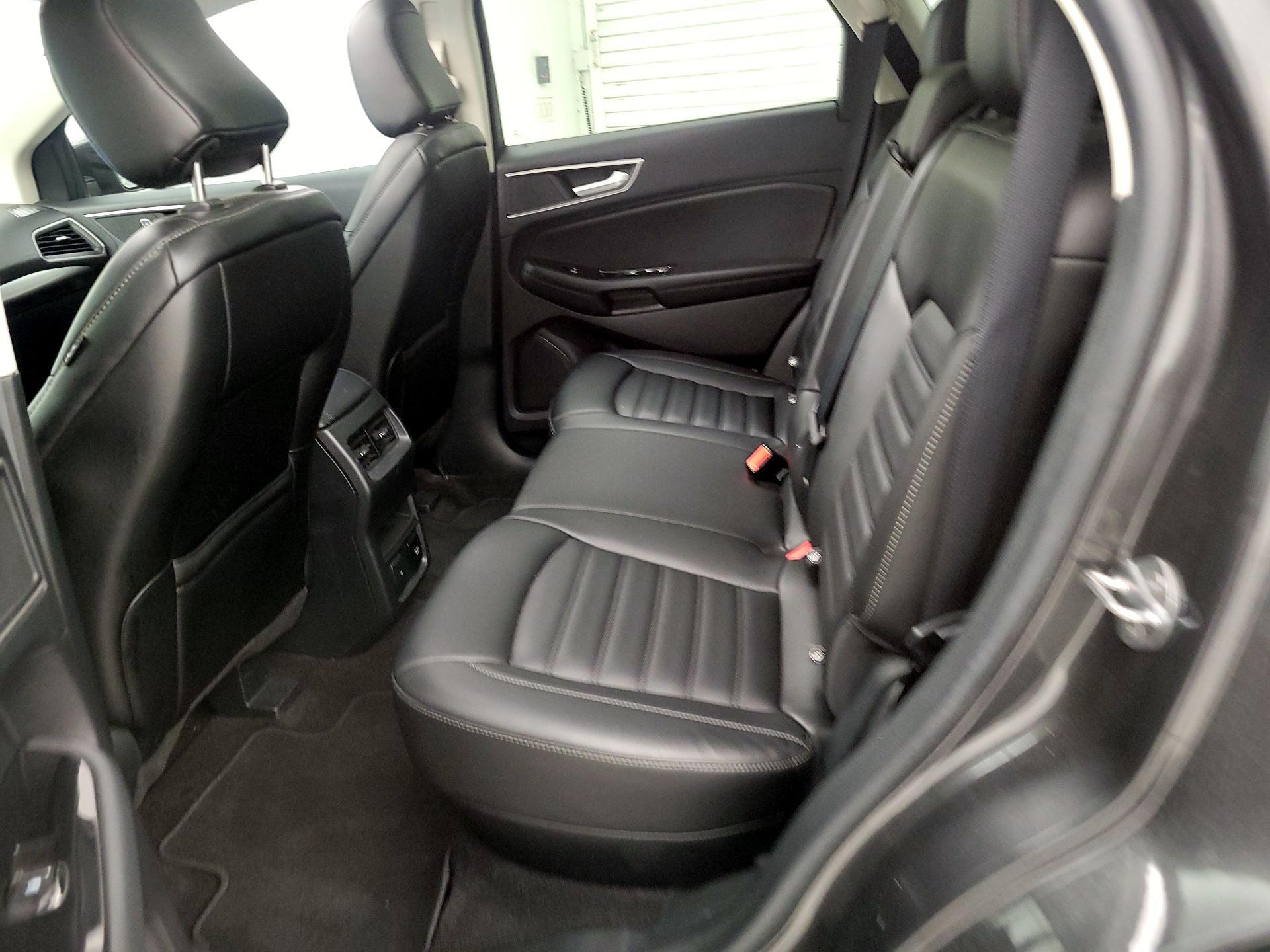 Thumbnail: 2020 Ford Edge - 20
