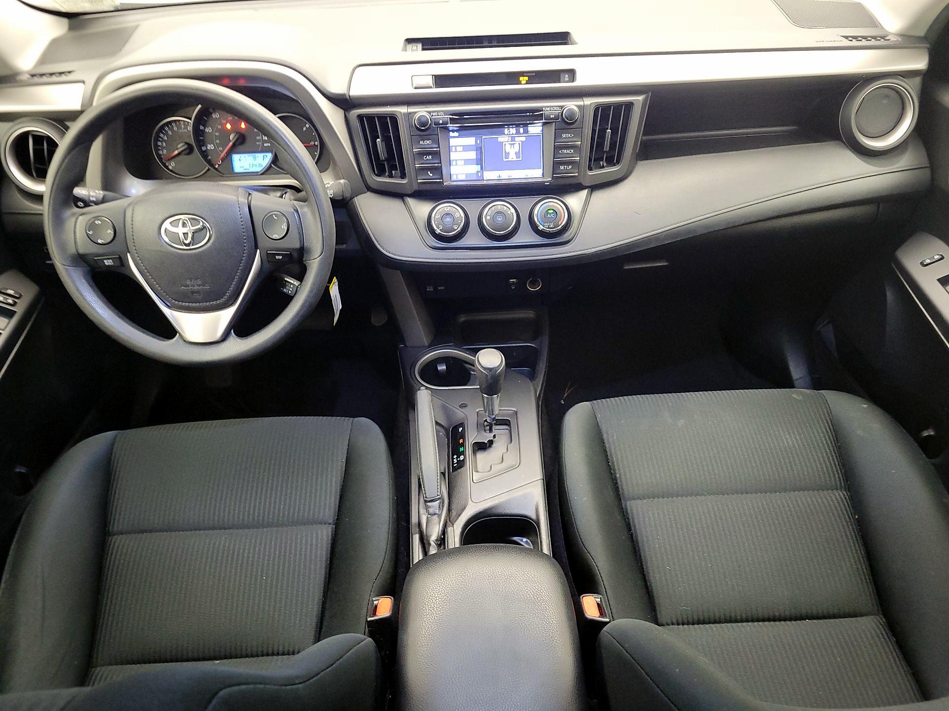 Thumbnail: 2016 Toyota RAV4 - 9
