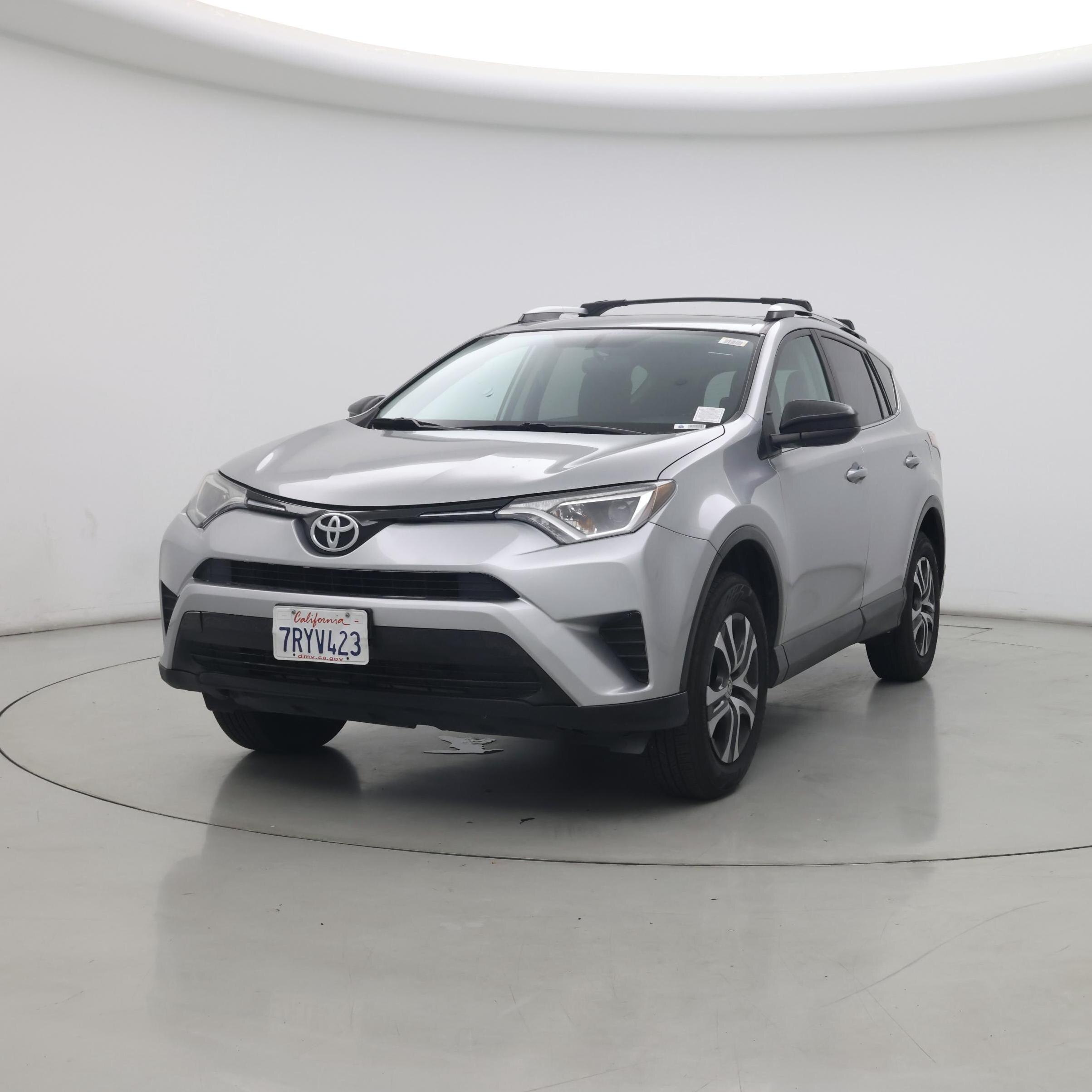 Thumbnail: 2016 Toyota RAV4 - 4