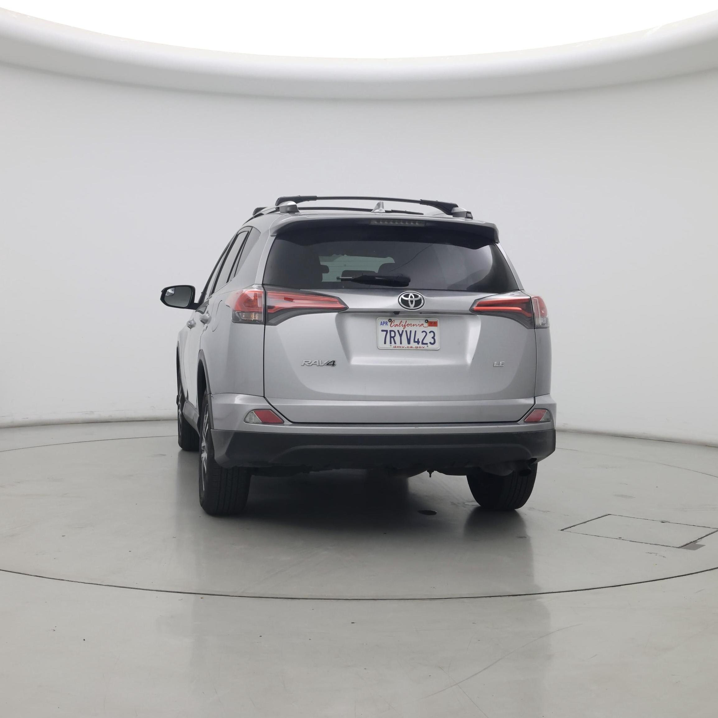 Thumbnail: 2016 Toyota RAV4 - 6