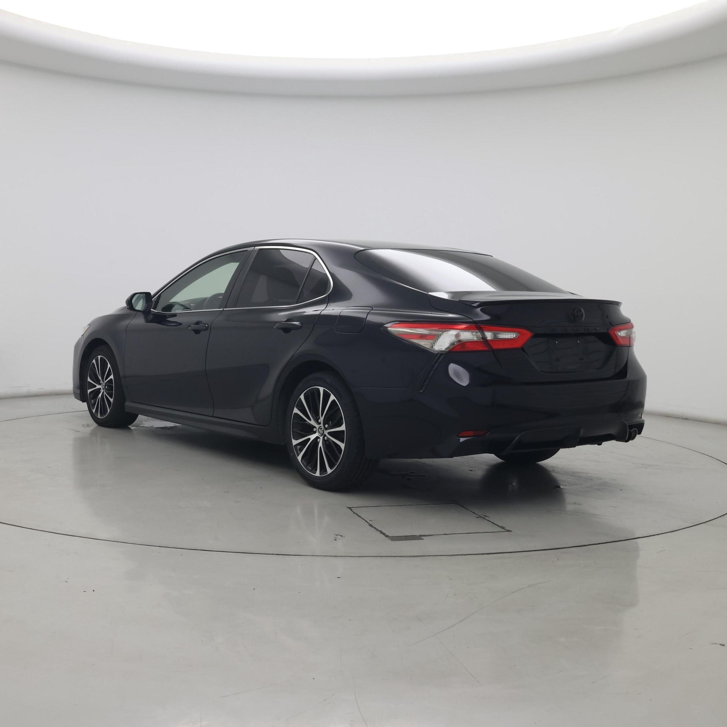 Thumbnail: 2018 Toyota Camry - 2