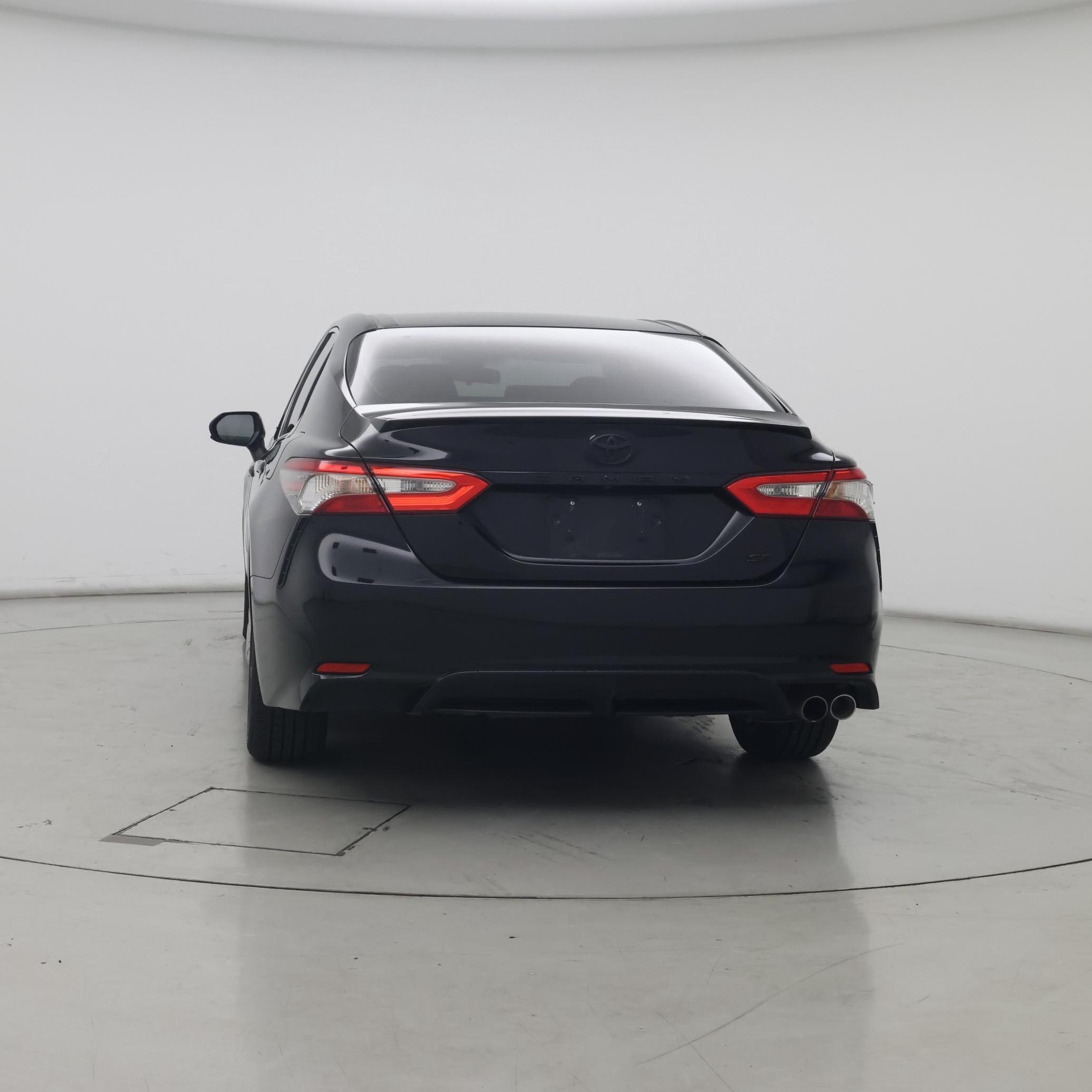 Thumbnail: 2018 Toyota Camry - 6