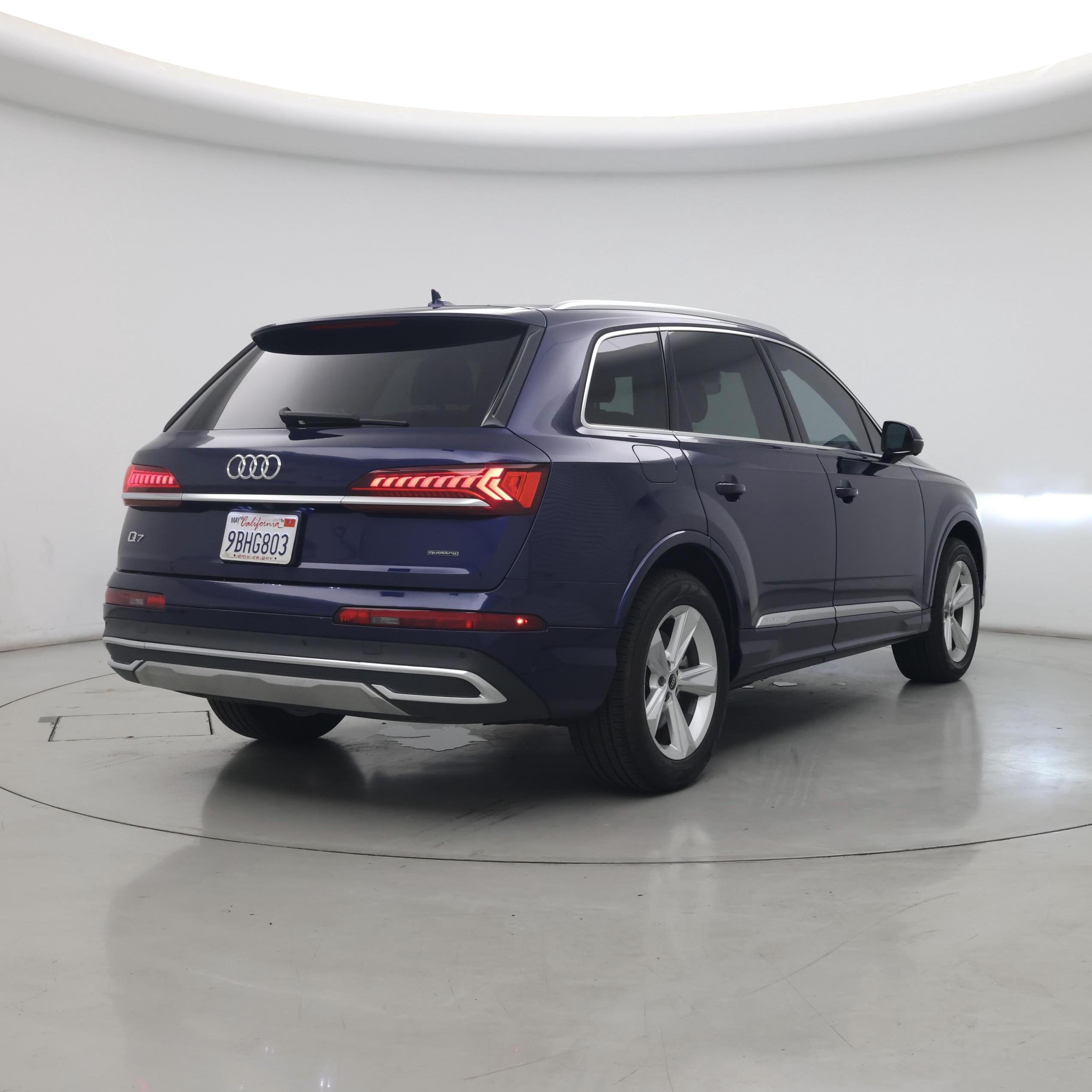 Thumbnail: 2022 Audi Q7 - 8