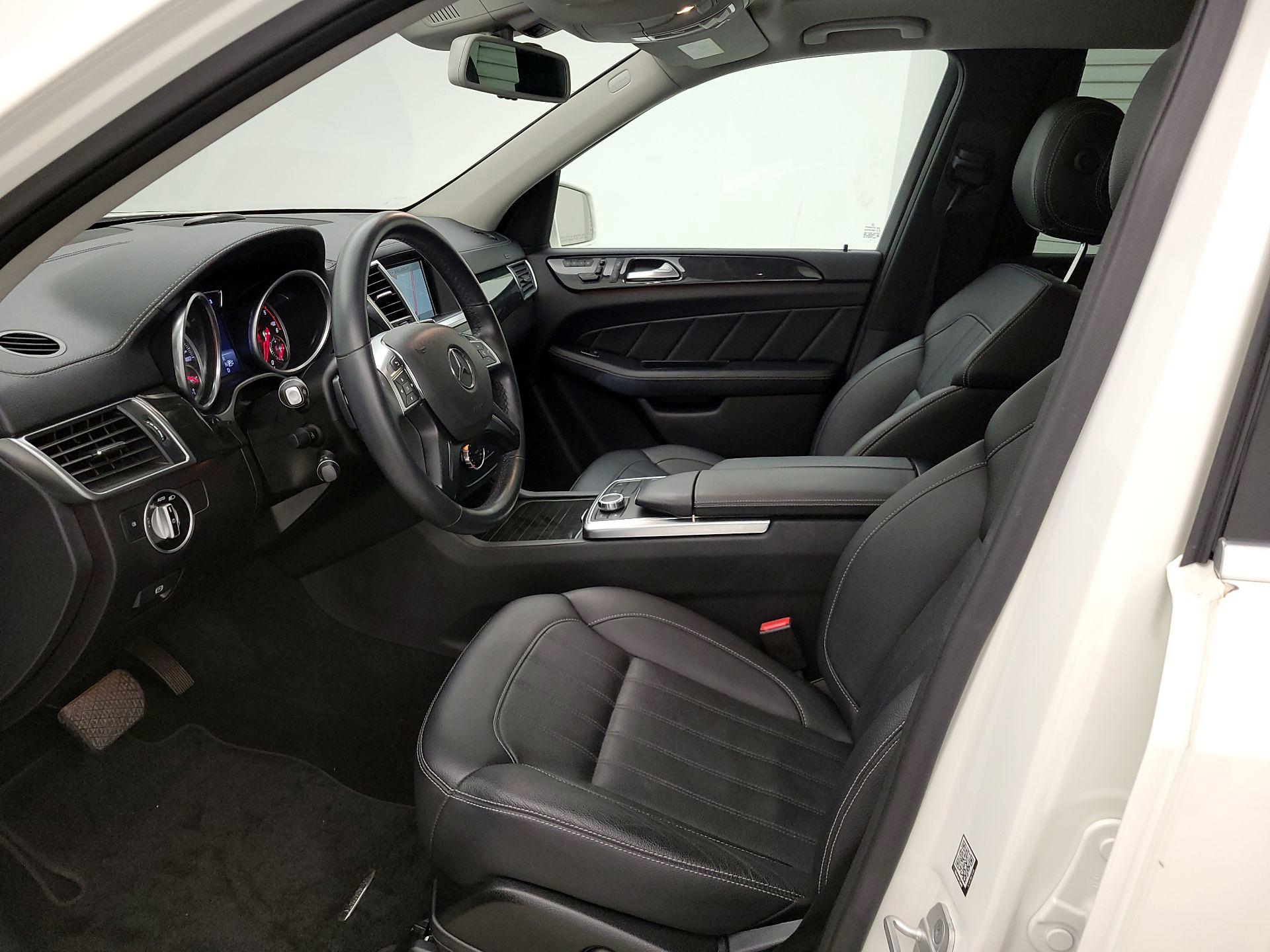 Thumbnail: 2016 Mercedes-Benz GL-Class - 11