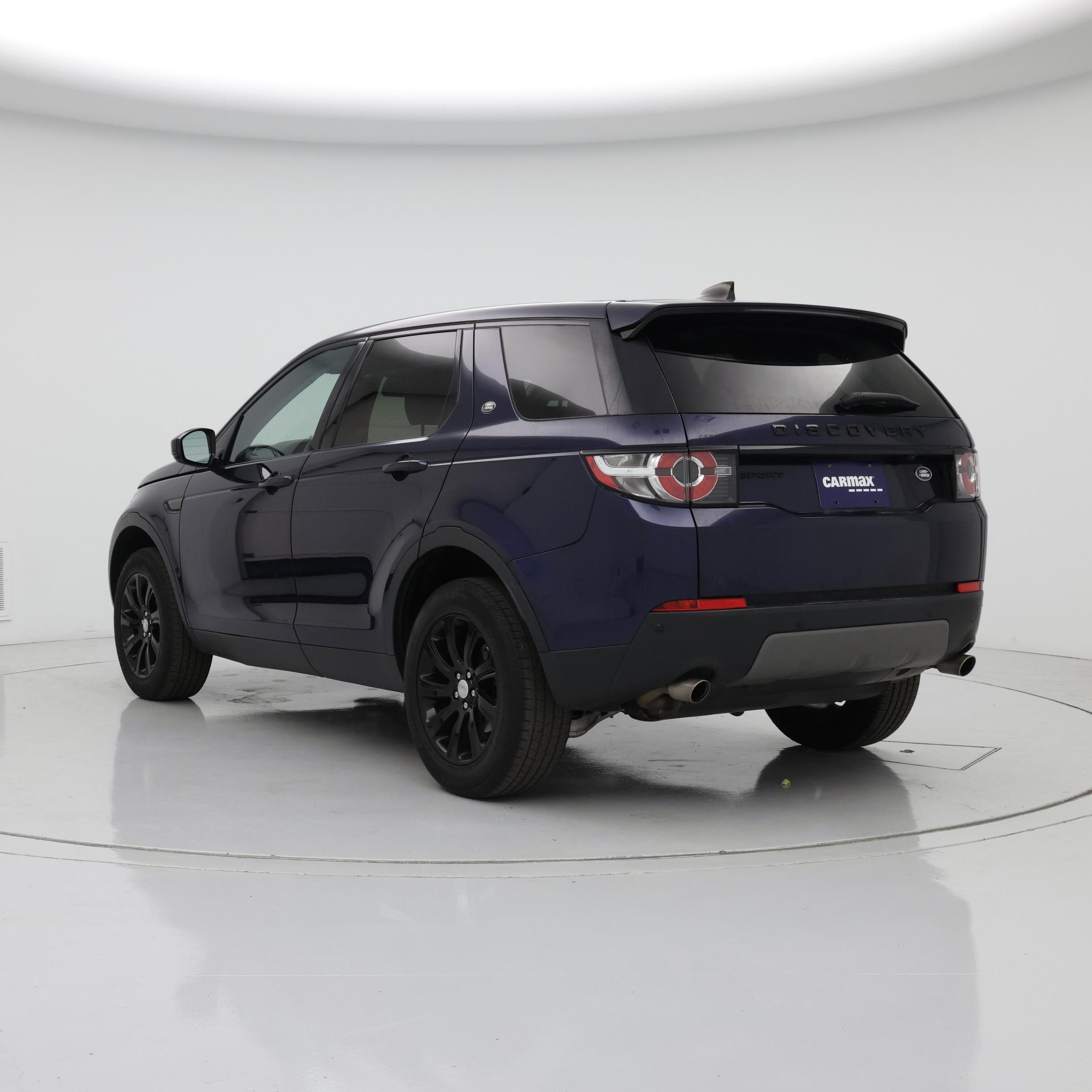 Thumbnail: 2017 Land Rover Discovery Sport - 2
