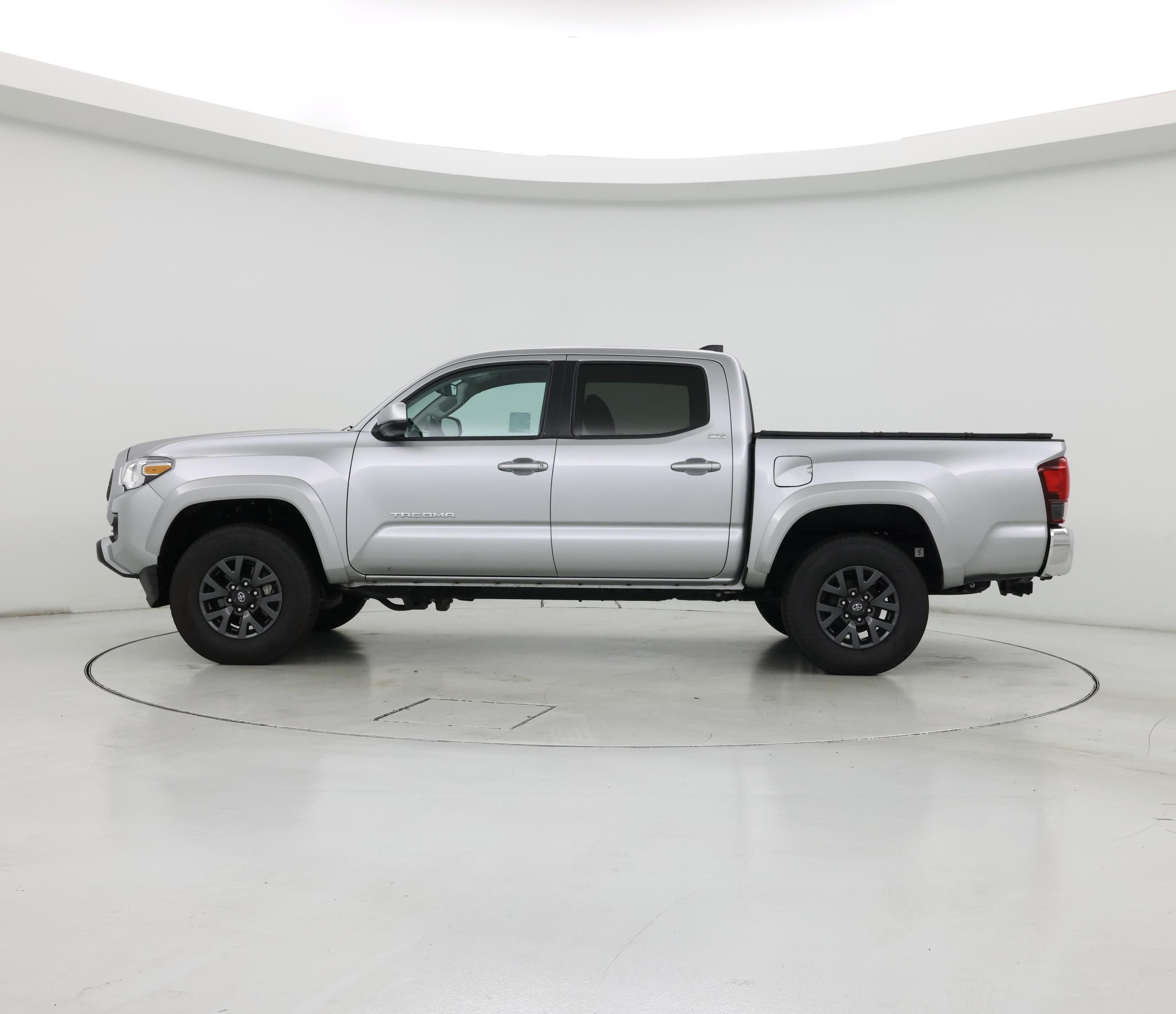 Thumbnail: 2023 Toyota Tacoma - 3