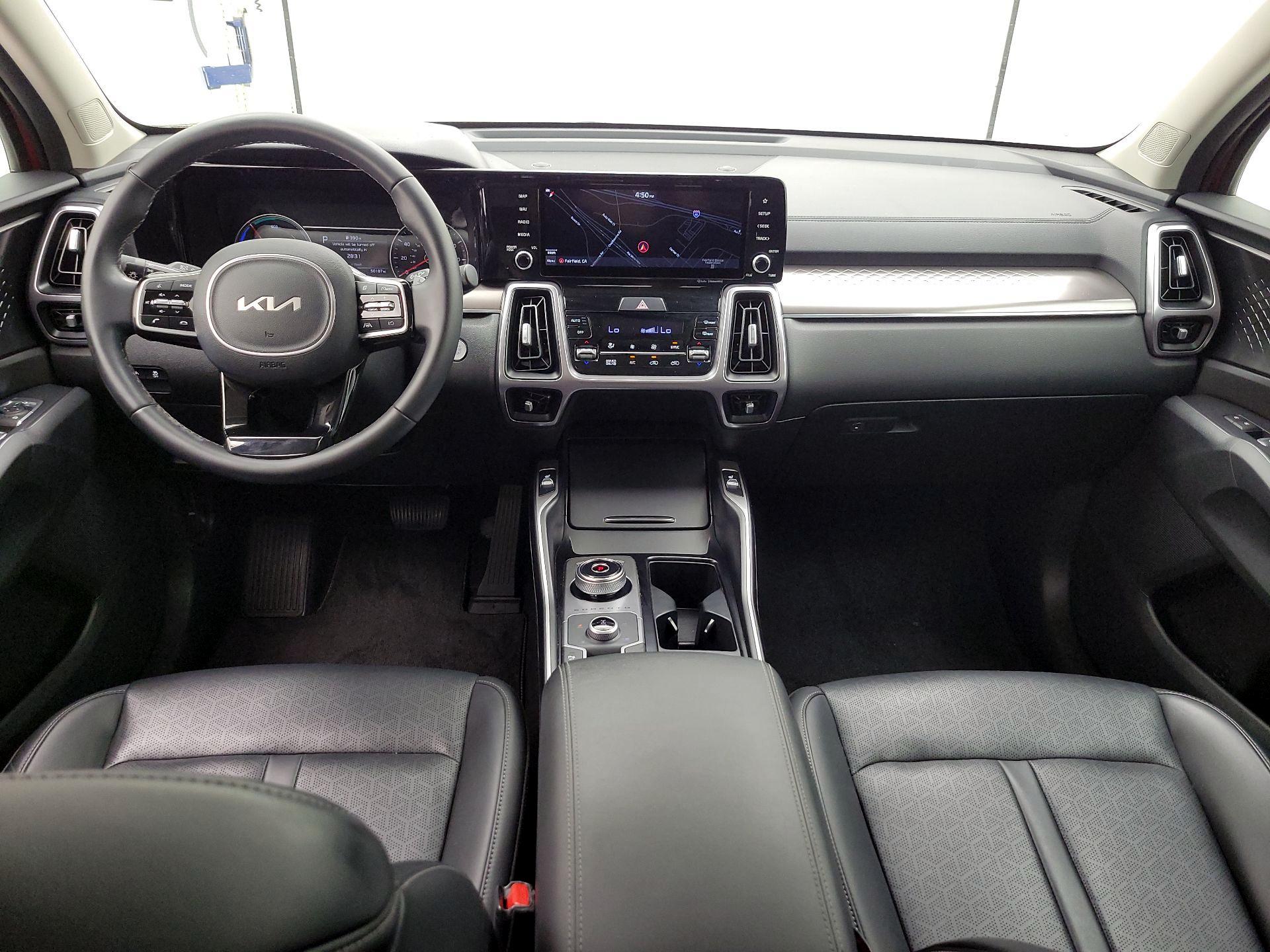 Thumbnail: 2022 Kia Sorento - 9