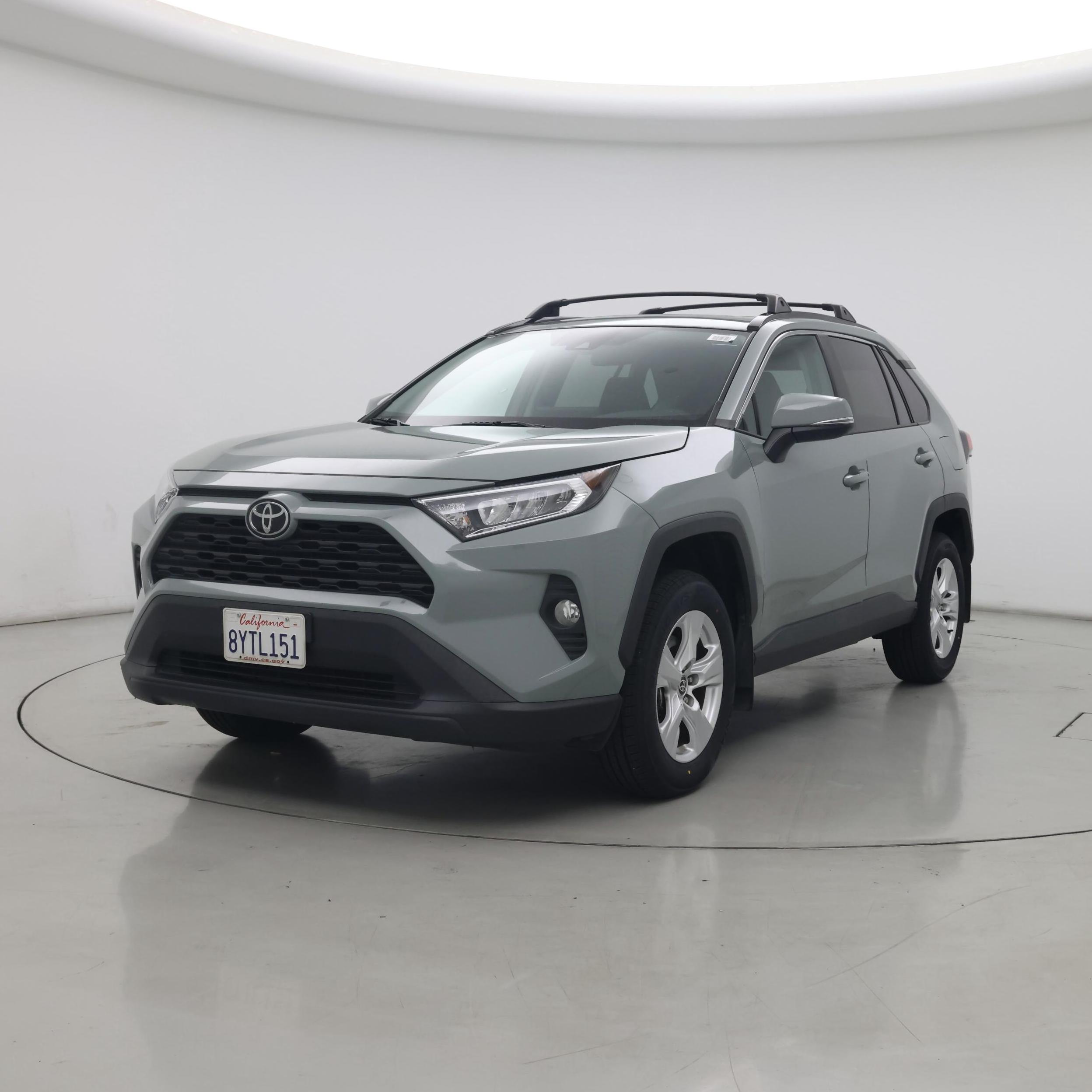 Thumbnail: 2021 Toyota RAV4 - 4