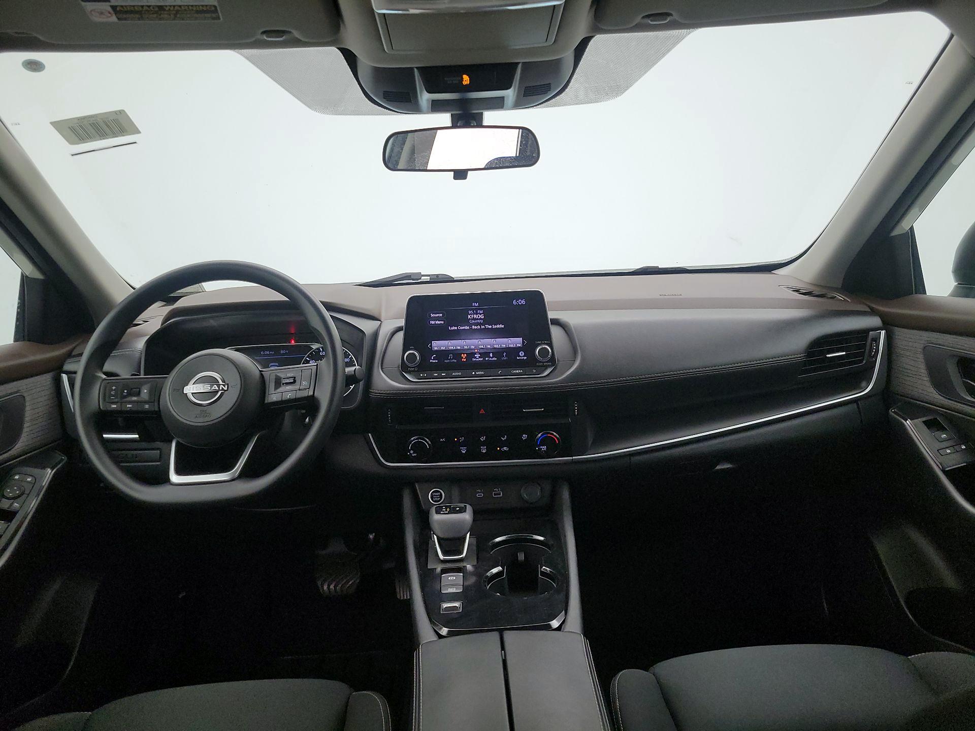 Thumbnail: 2023 Nissan Rogue - 9