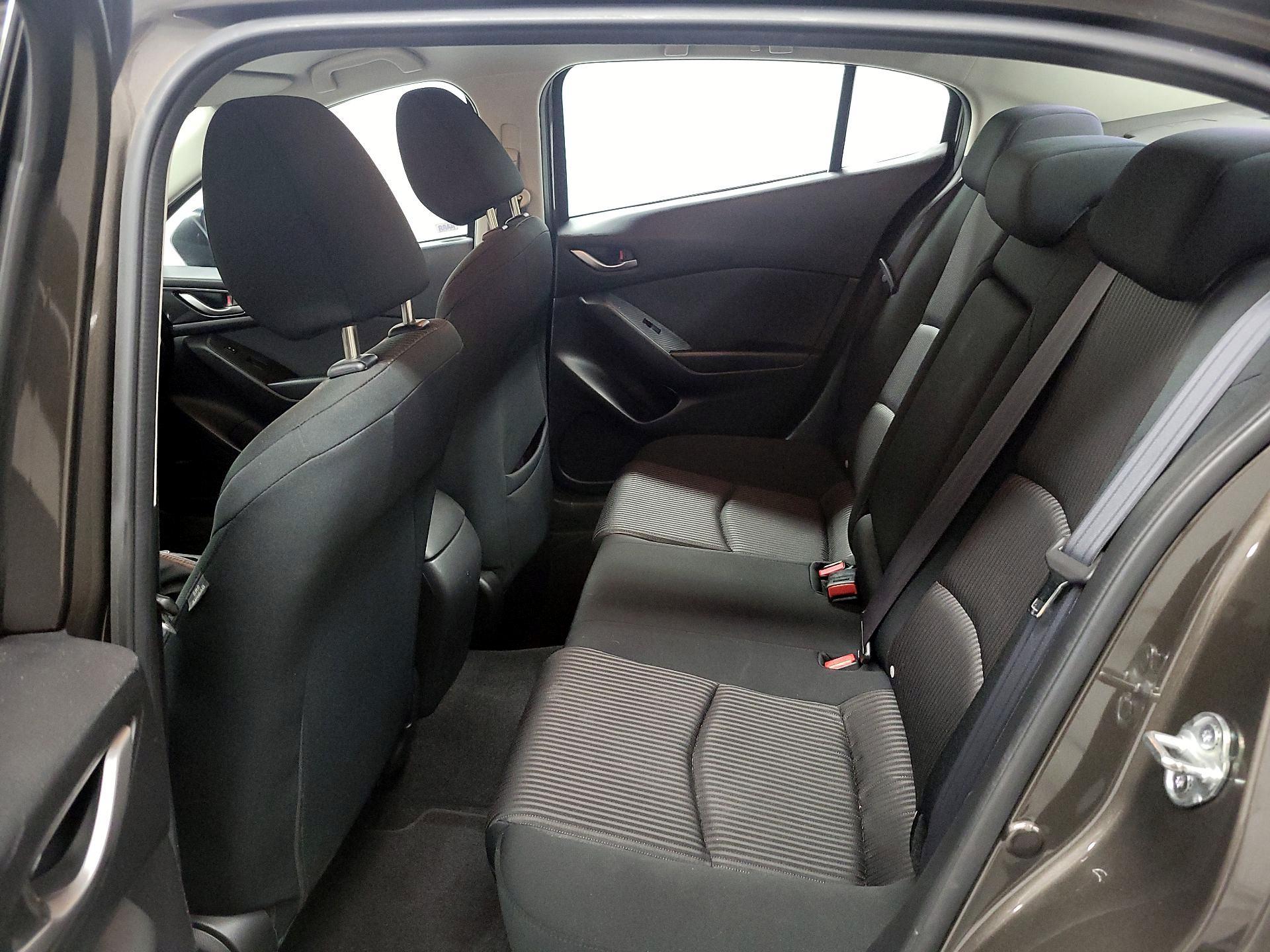 Thumbnail: 2014 Mazda Mazda3 - 18