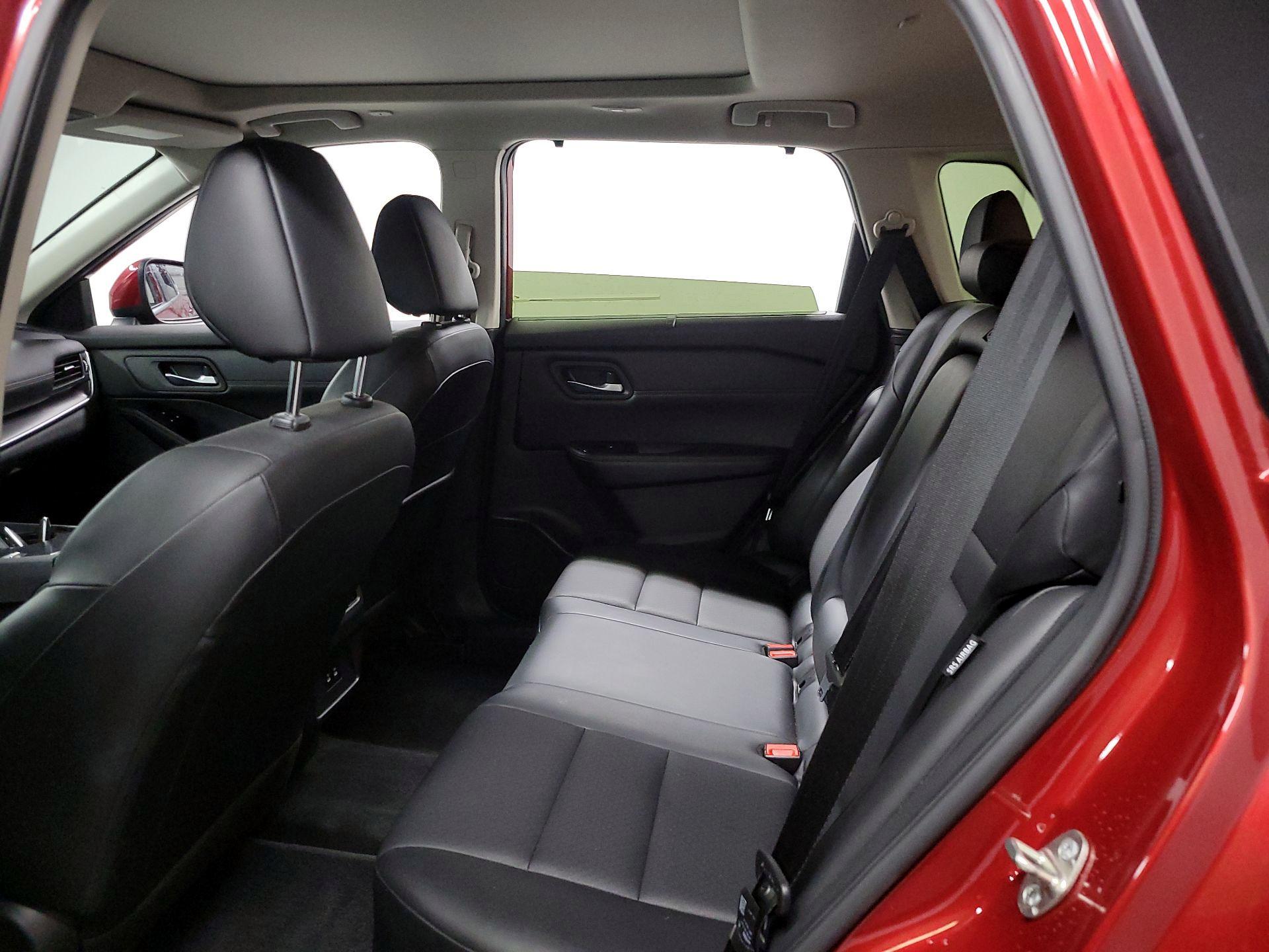 Thumbnail: 2024 Nissan Rogue - 17