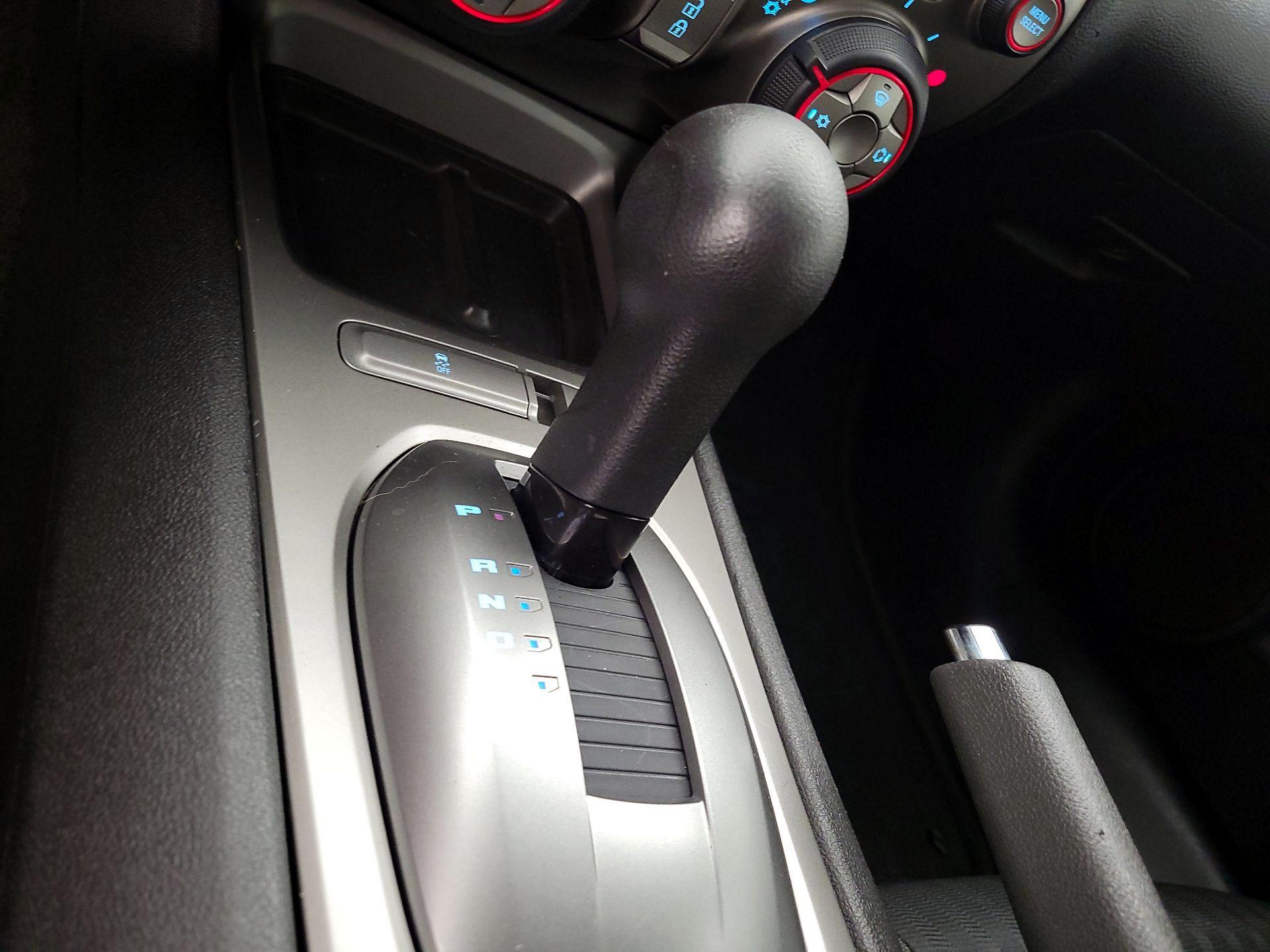 Thumbnail: 2014 Chevrolet Camaro - 16