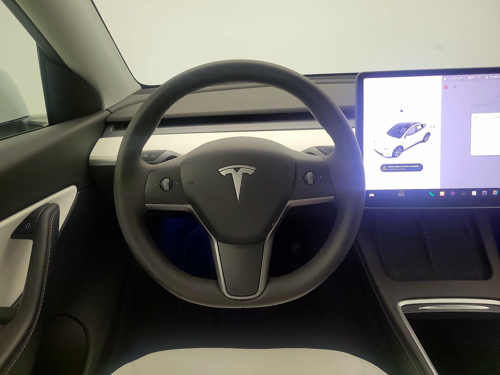 Thumbnail: 2022 Tesla Model Y - 10