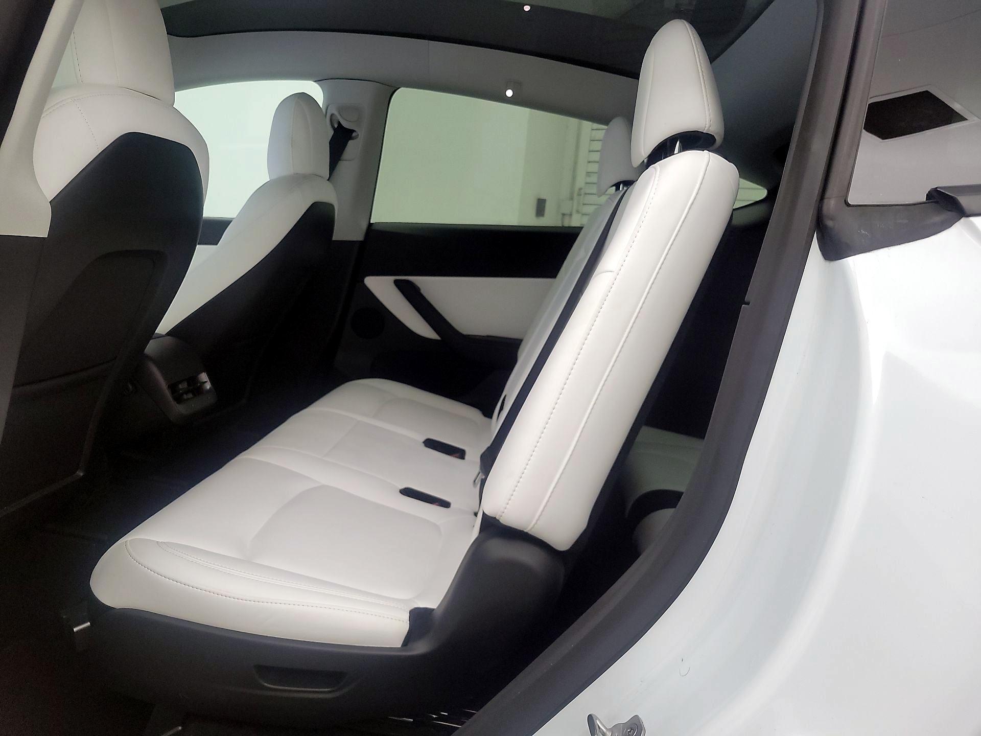 Thumbnail: 2022 Tesla Model Y - 18