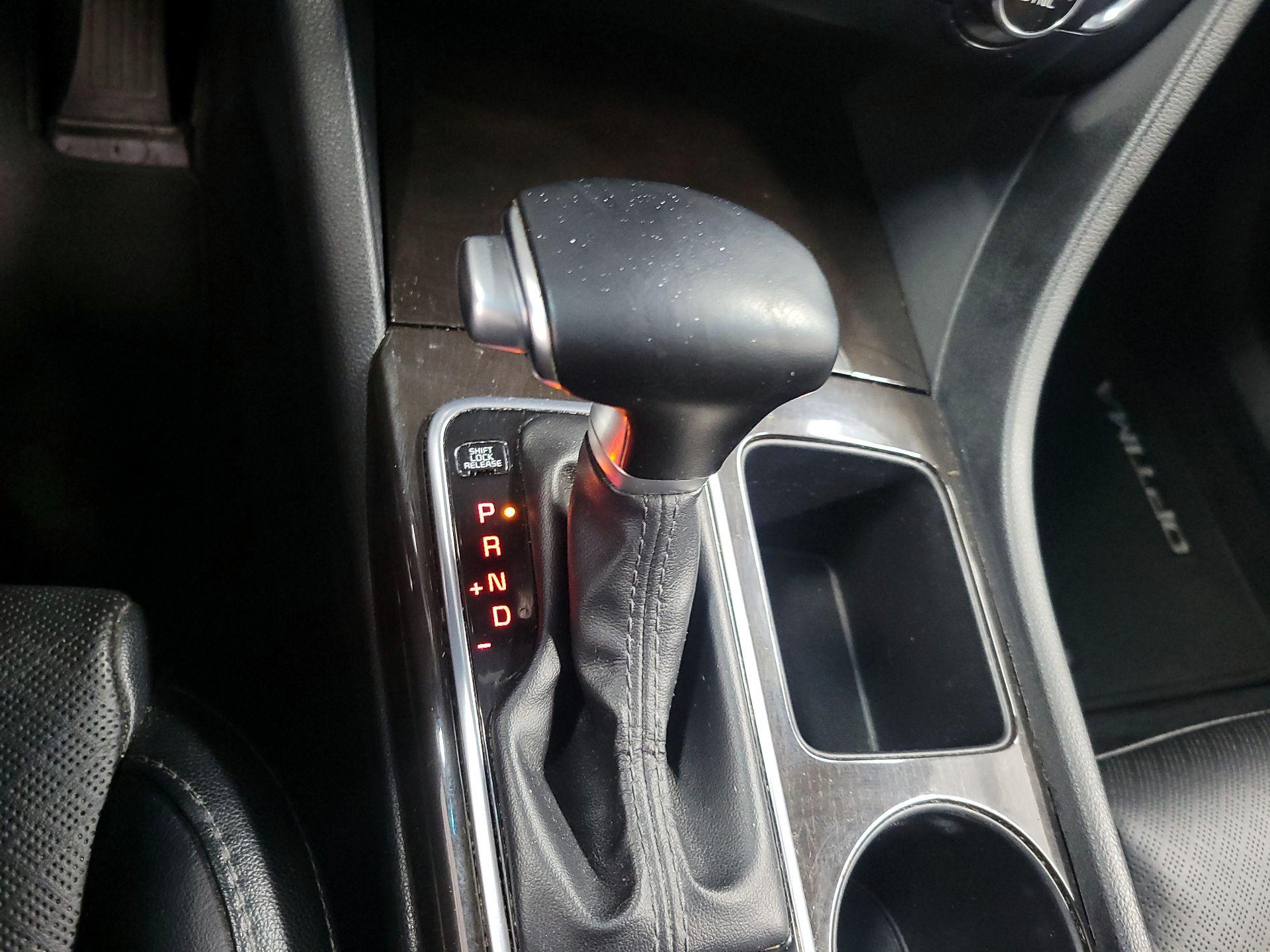 Thumbnail: 2018 Kia Optima - 16