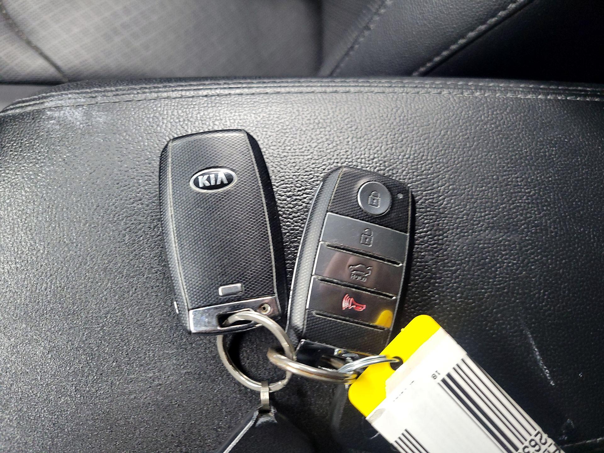 Thumbnail: 2018 Kia Optima - 20