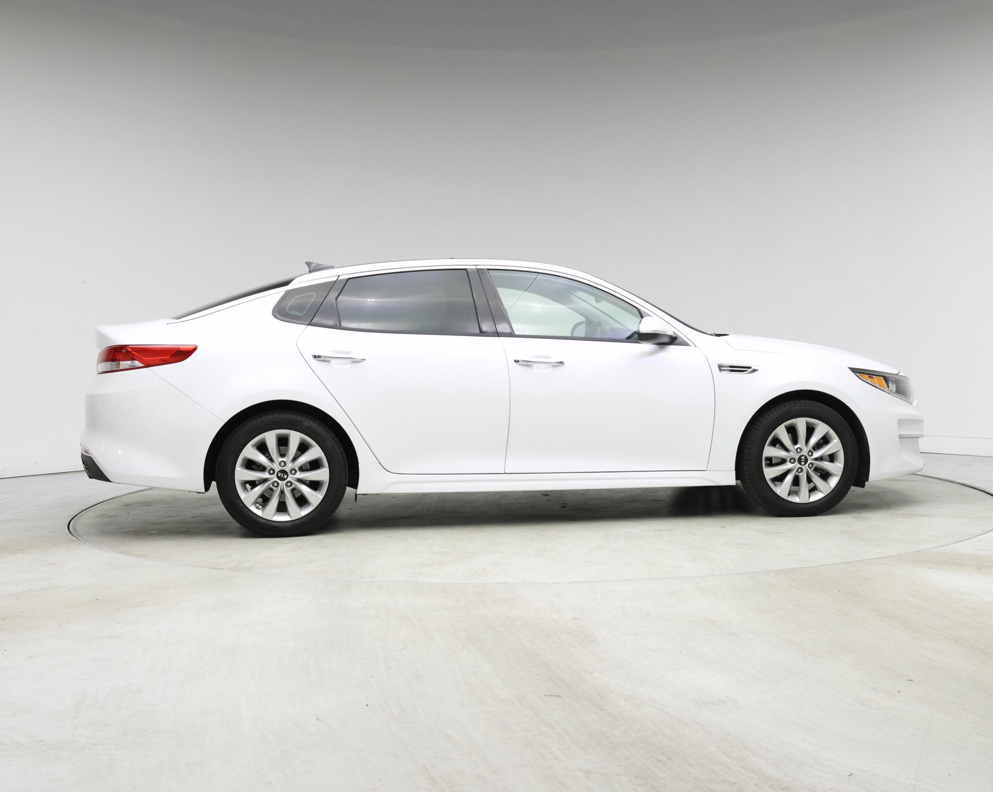 Thumbnail: 2018 Kia Optima - 7