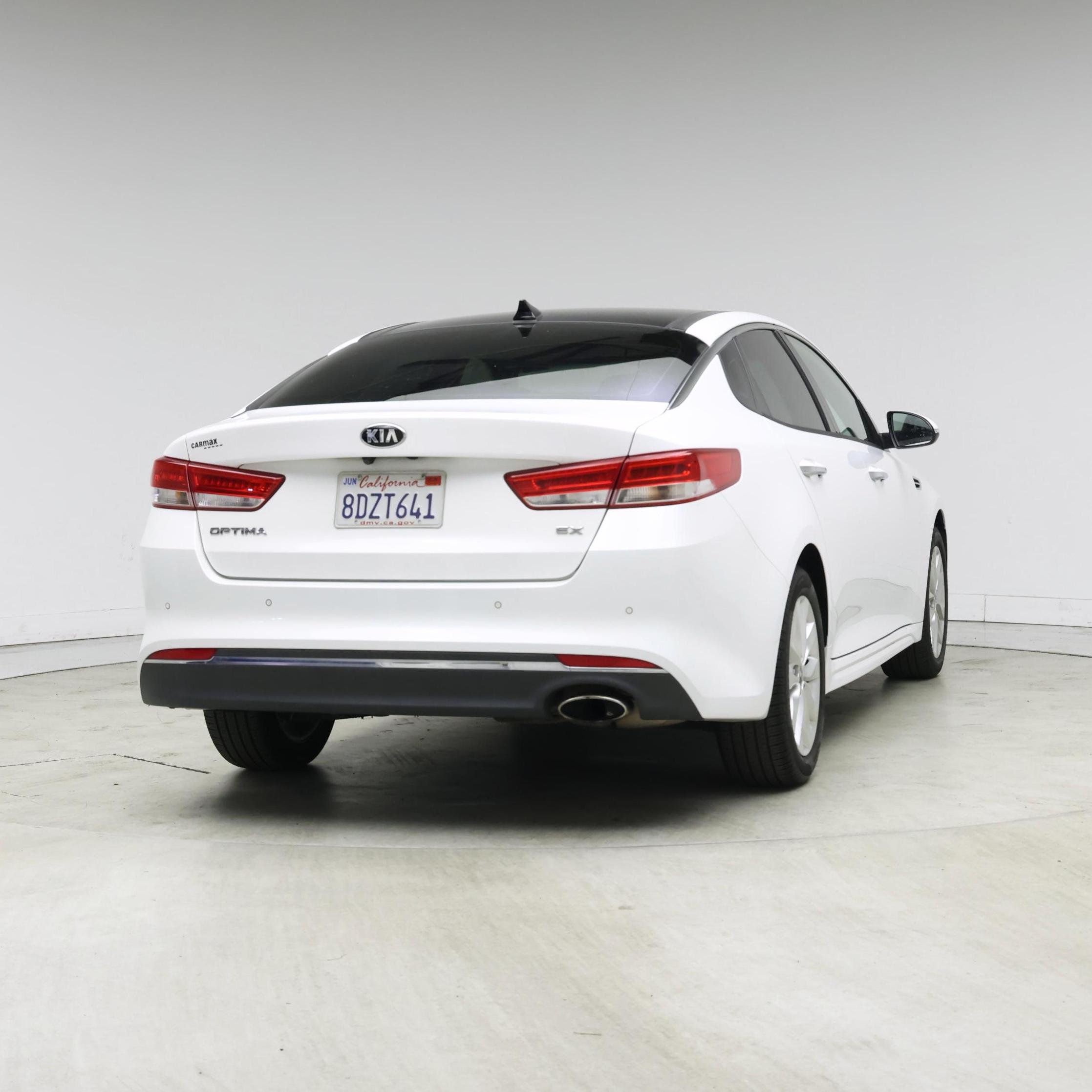 Thumbnail: 2018 Kia Optima - 8