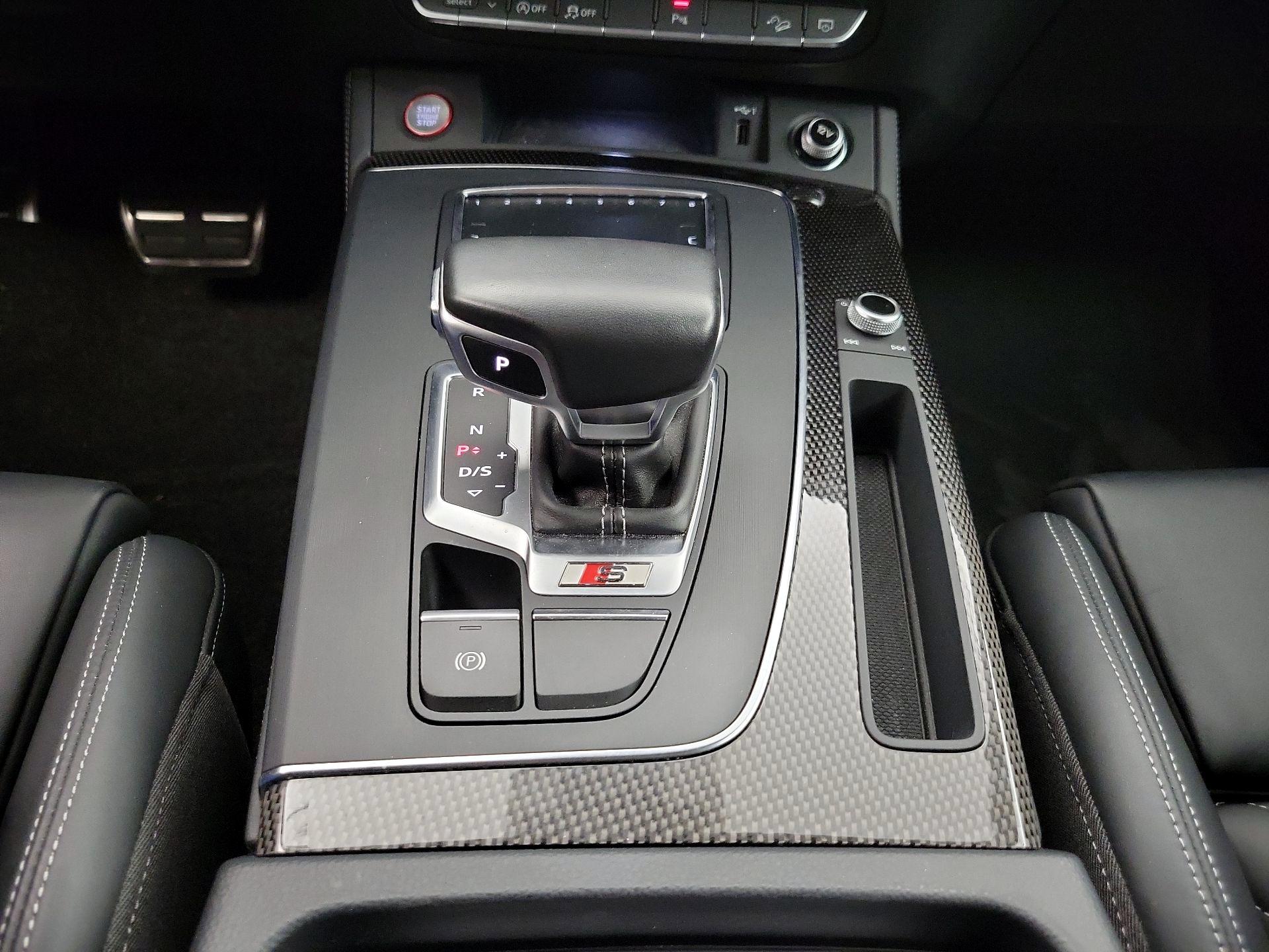 Thumbnail: 2019 Audi SQ5 - 18