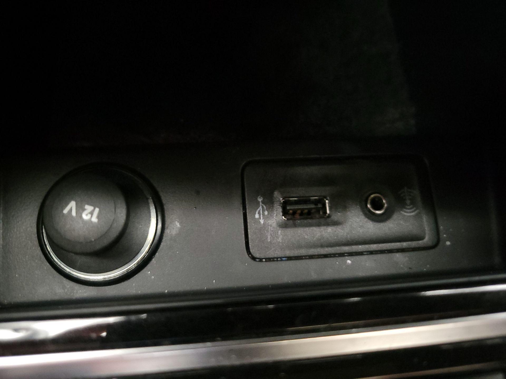 Thumbnail: 2016 Volkswagen Jetta - 19