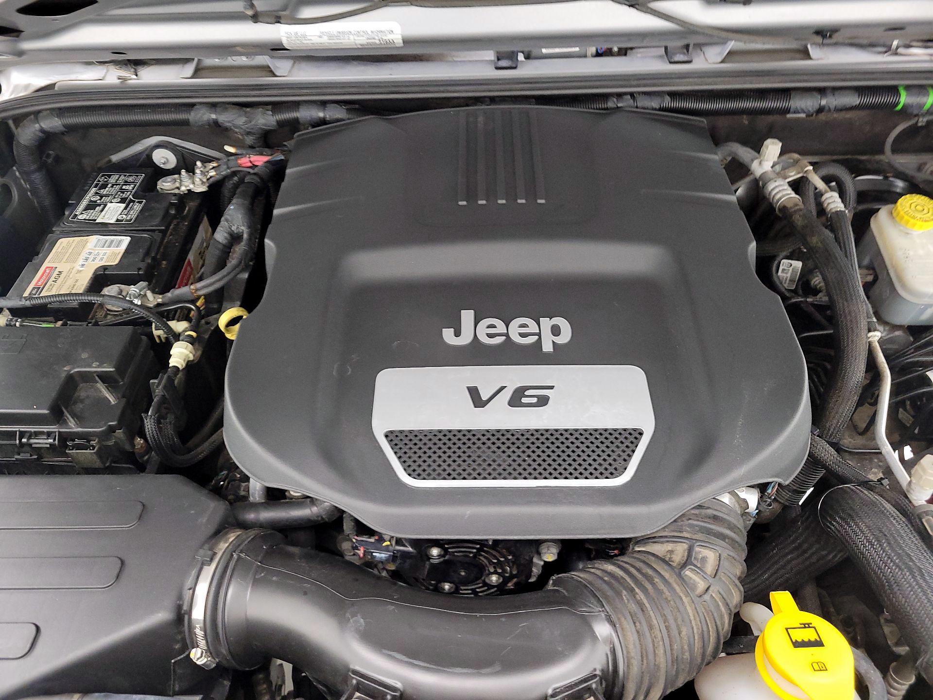 Thumbnail: 2018 Jeep Wrangler - 19