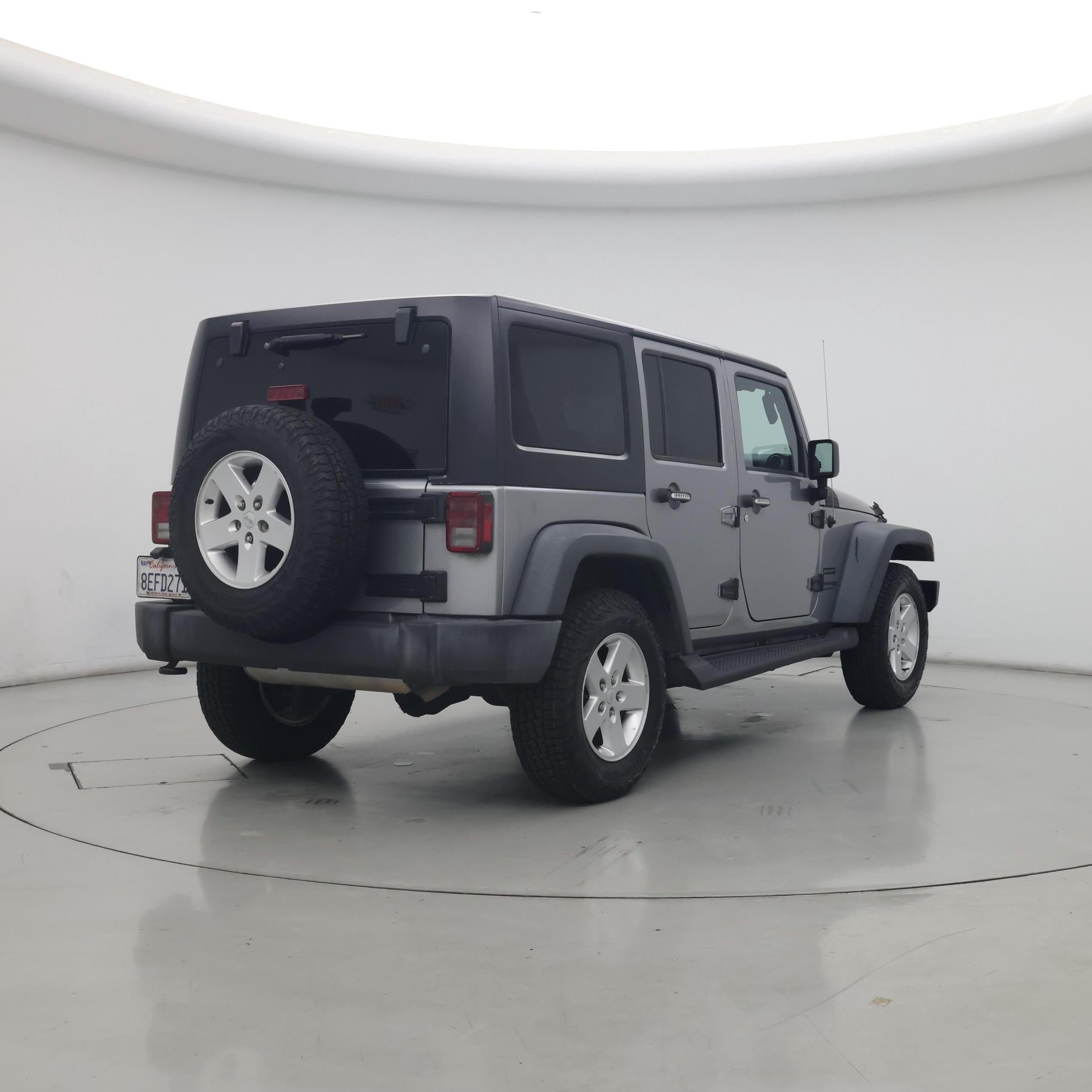 Thumbnail: 2018 Jeep Wrangler - 8