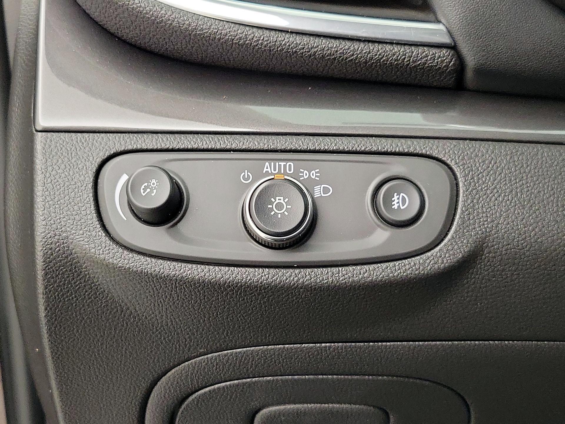 Thumbnail: 2018 Buick Encore - 13