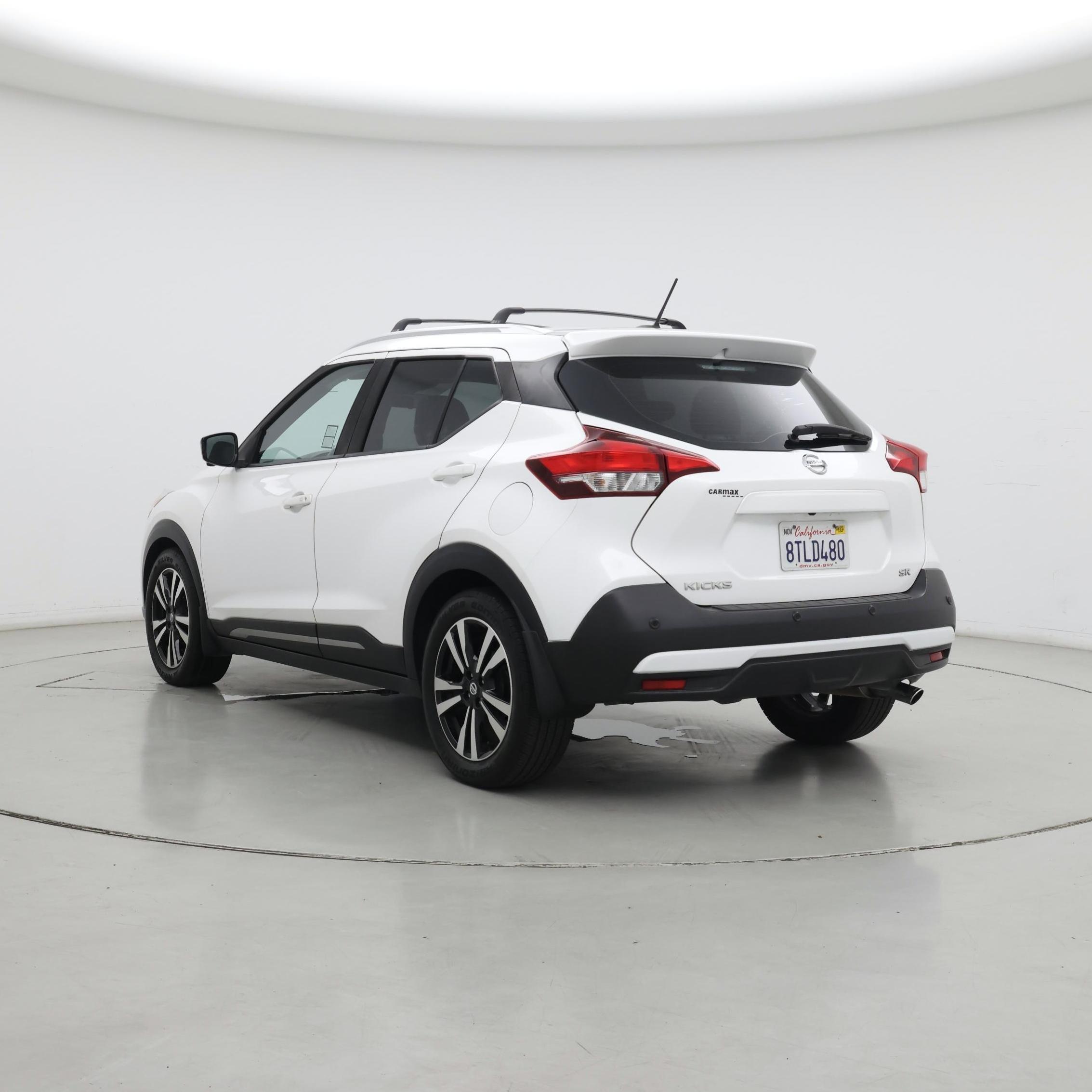 Thumbnail: 2020 Nissan Kicks - 2