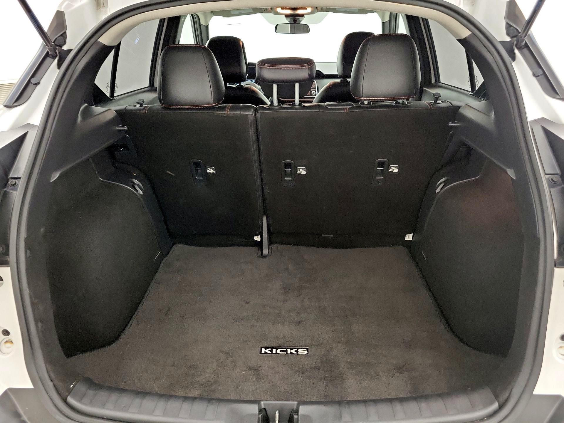 Thumbnail: 2020 Nissan Kicks - 19
