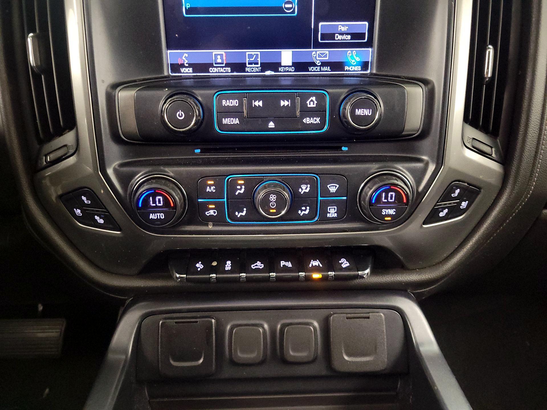 Thumbnail: 2018 Chevrolet Silverado 1500 - 17