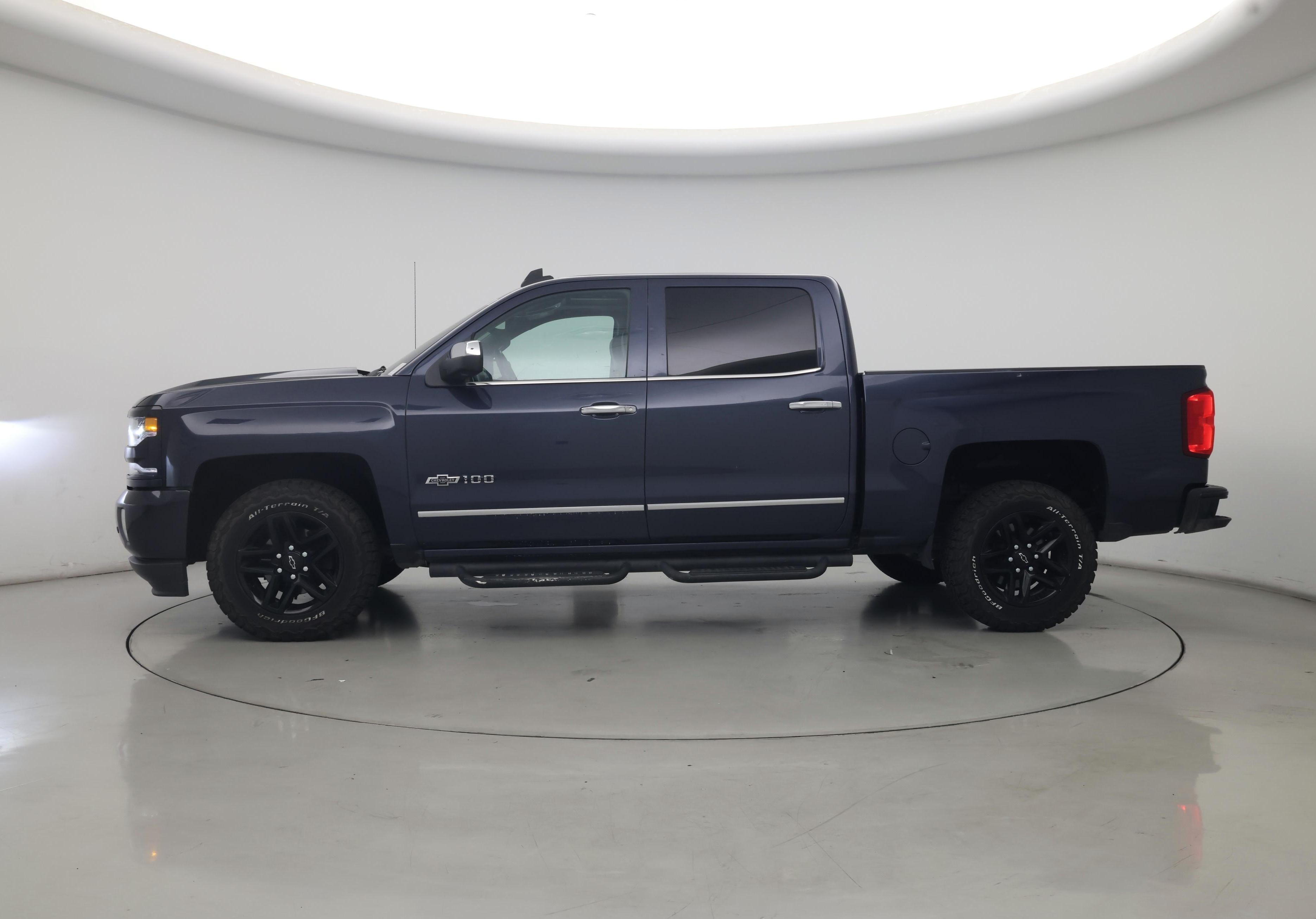 Thumbnail: 2018 Chevrolet Silverado 1500 - 3