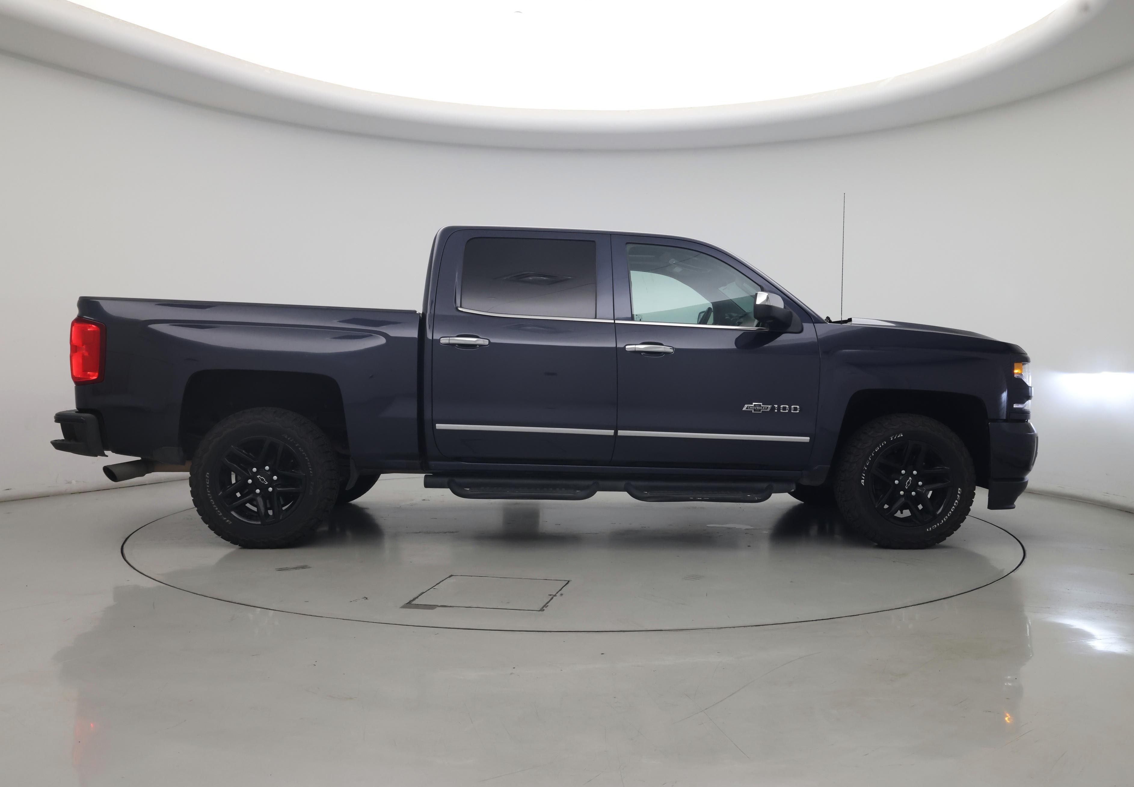 Thumbnail: 2018 Chevrolet Silverado 1500 - 7