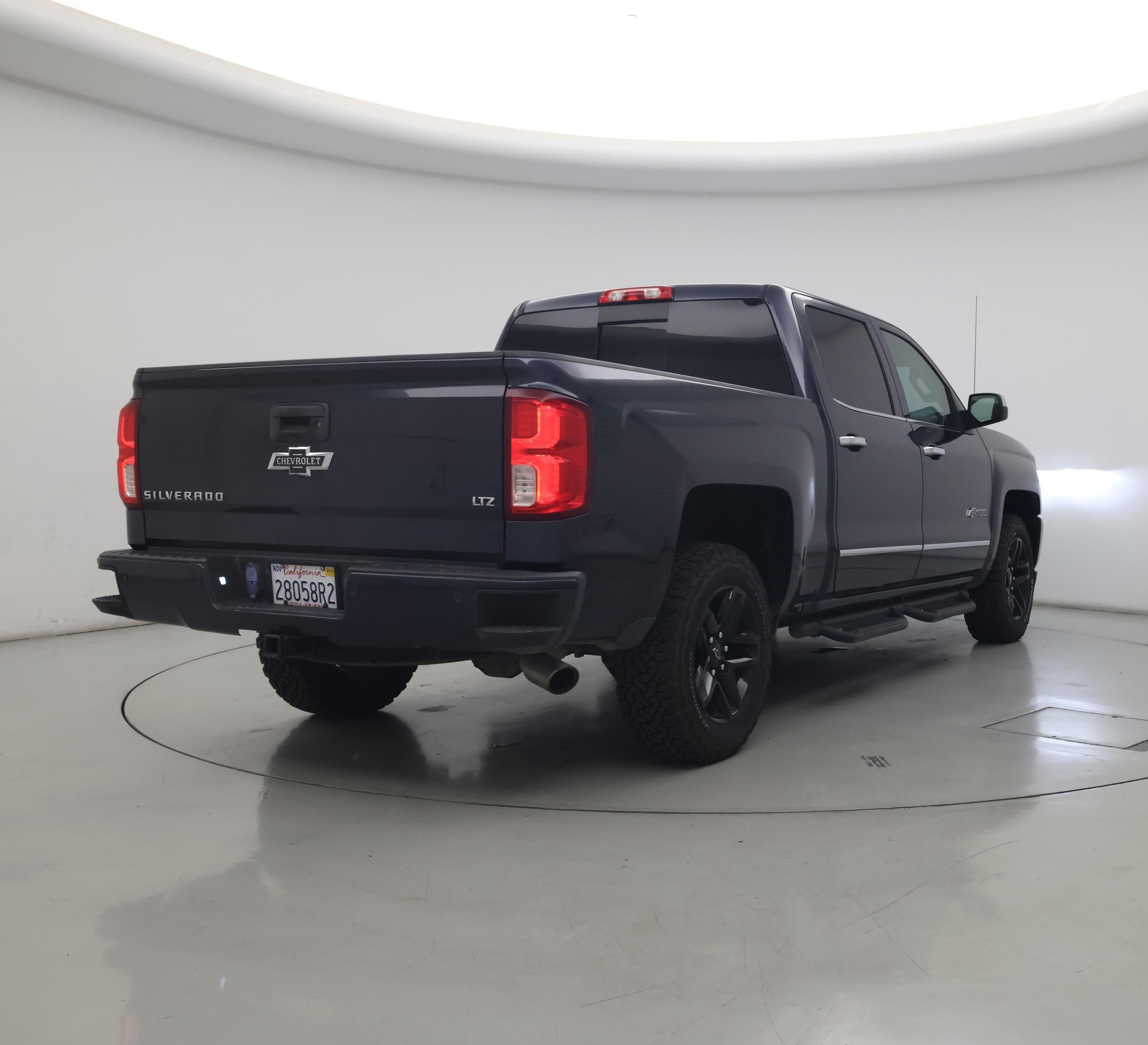 Thumbnail: 2018 Chevrolet Silverado 1500 - 8