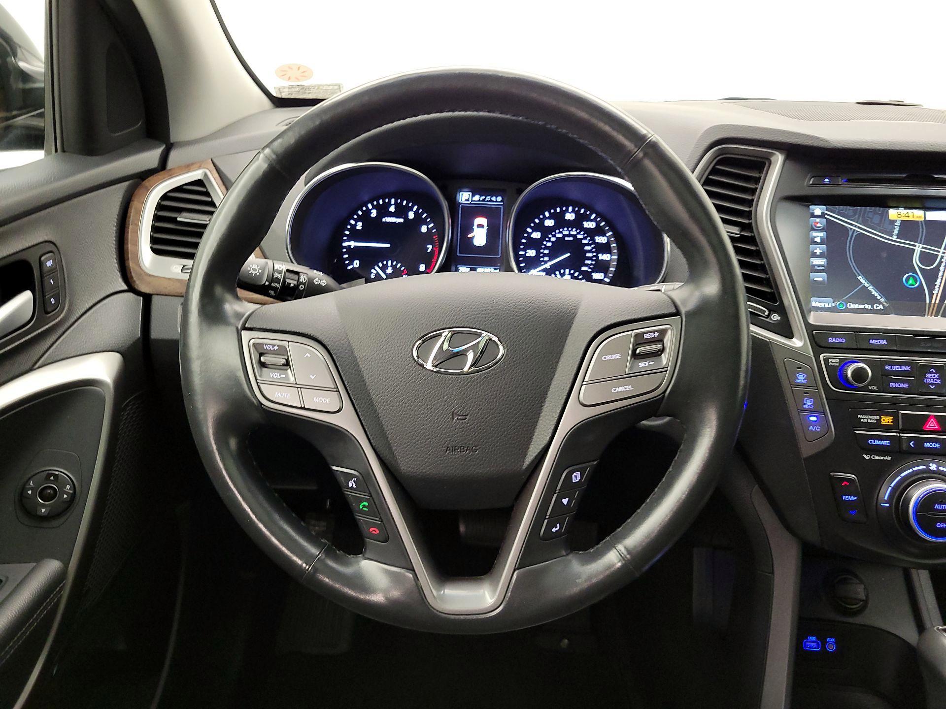 Thumbnail: 2017 Hyundai Santa Fe - 10