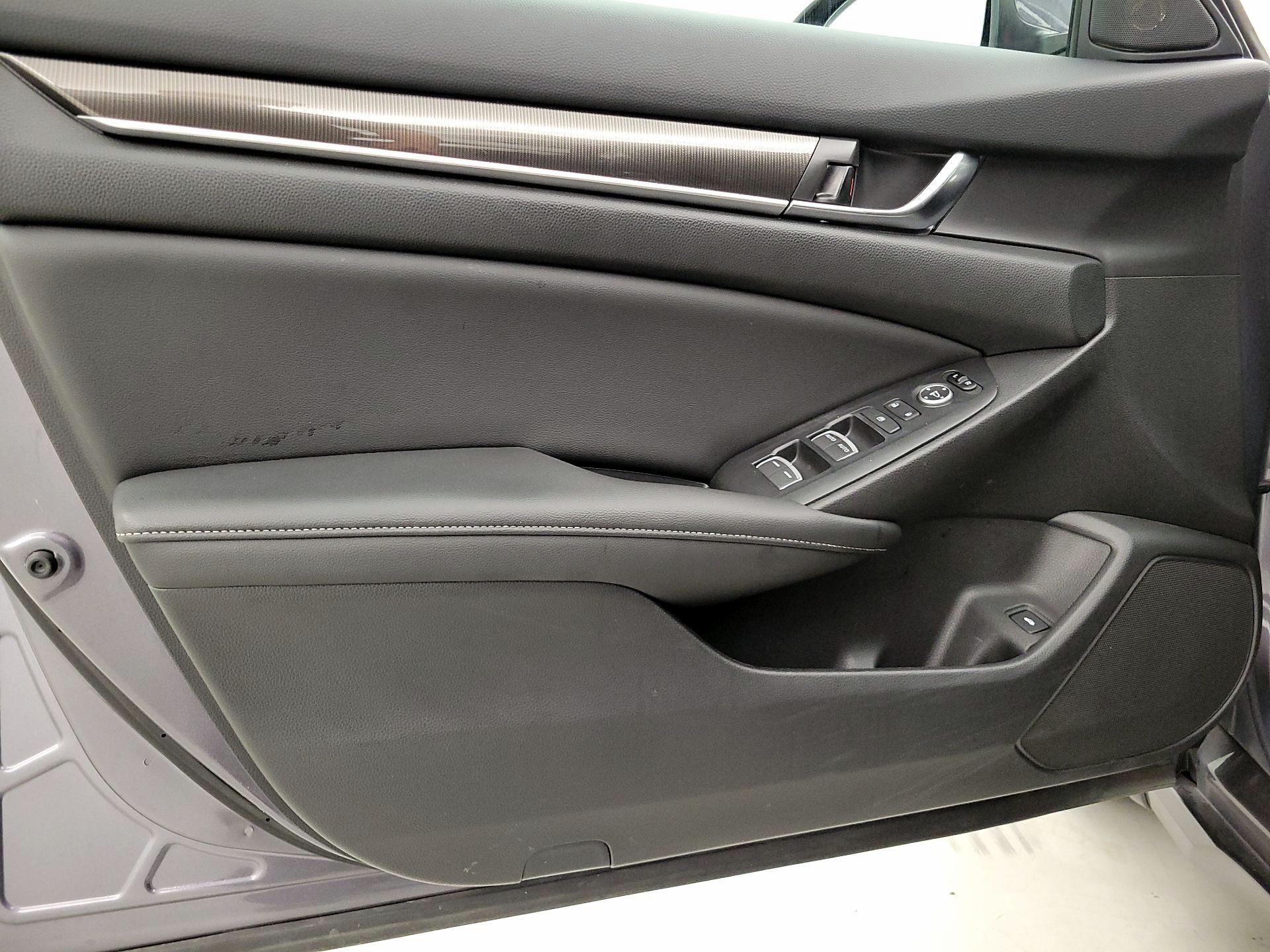 Thumbnail: 2019 Honda Accord - 12