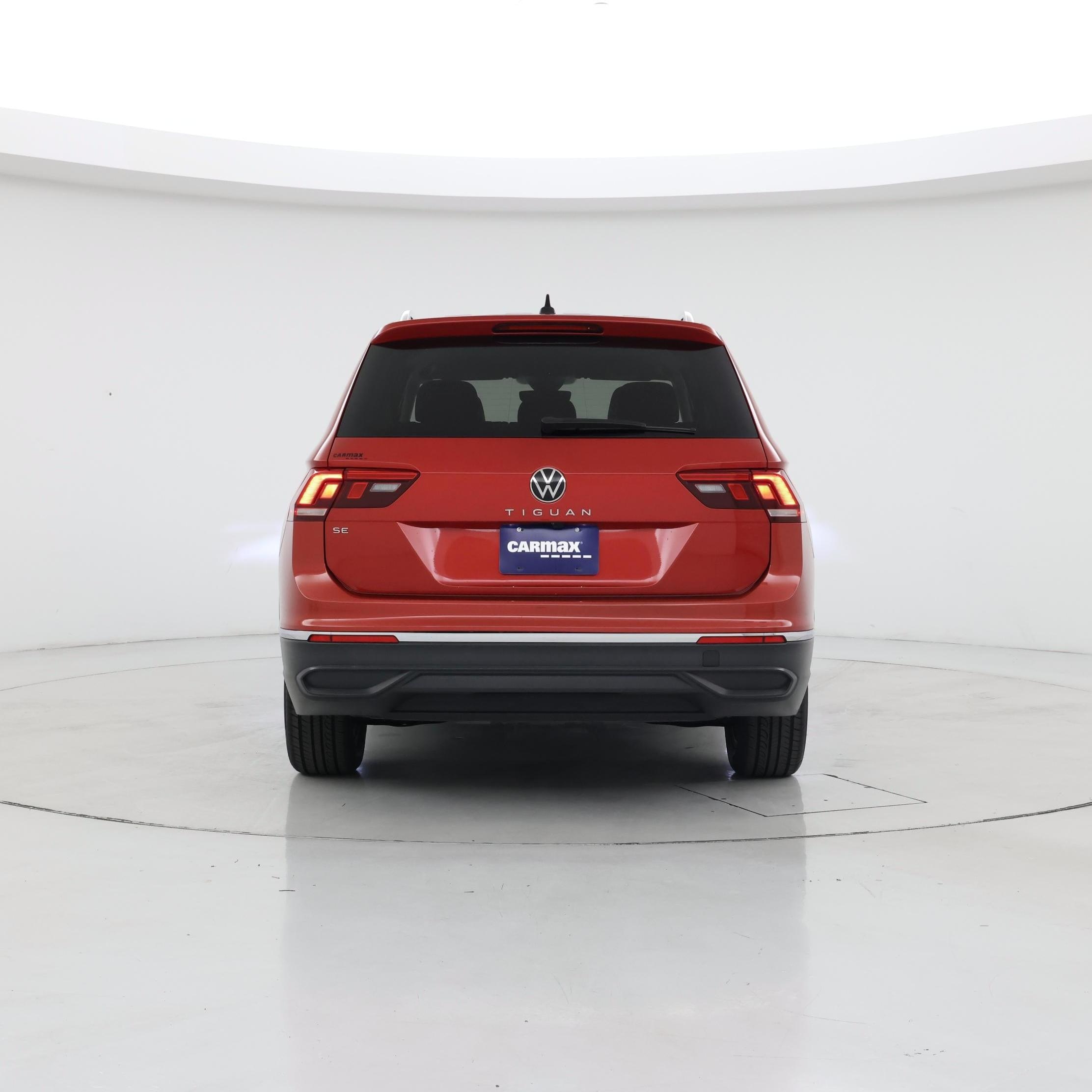 Thumbnail: 2023 Volkswagen Tiguan - 6