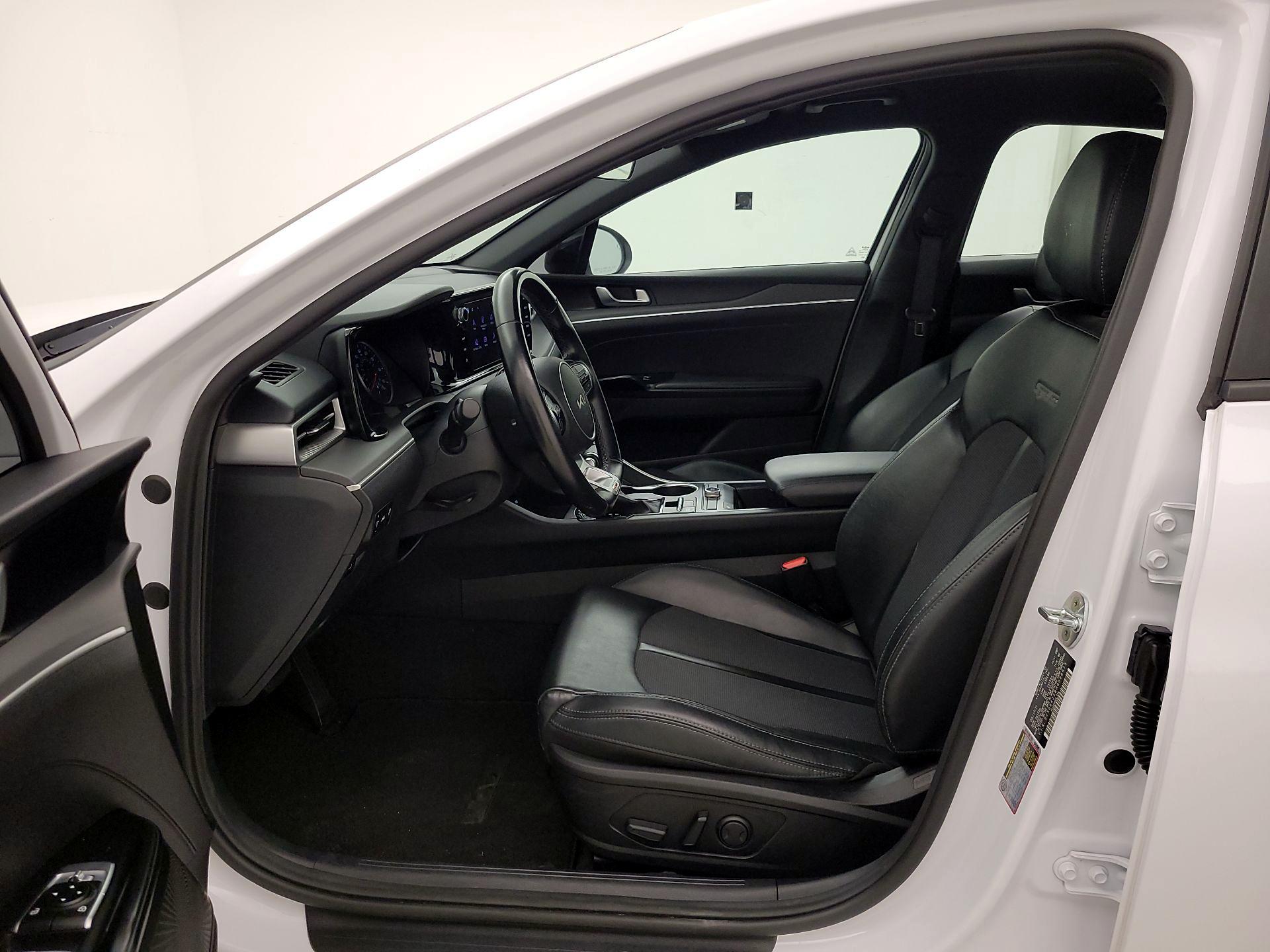 Thumbnail: 2022 Kia K5 - 11