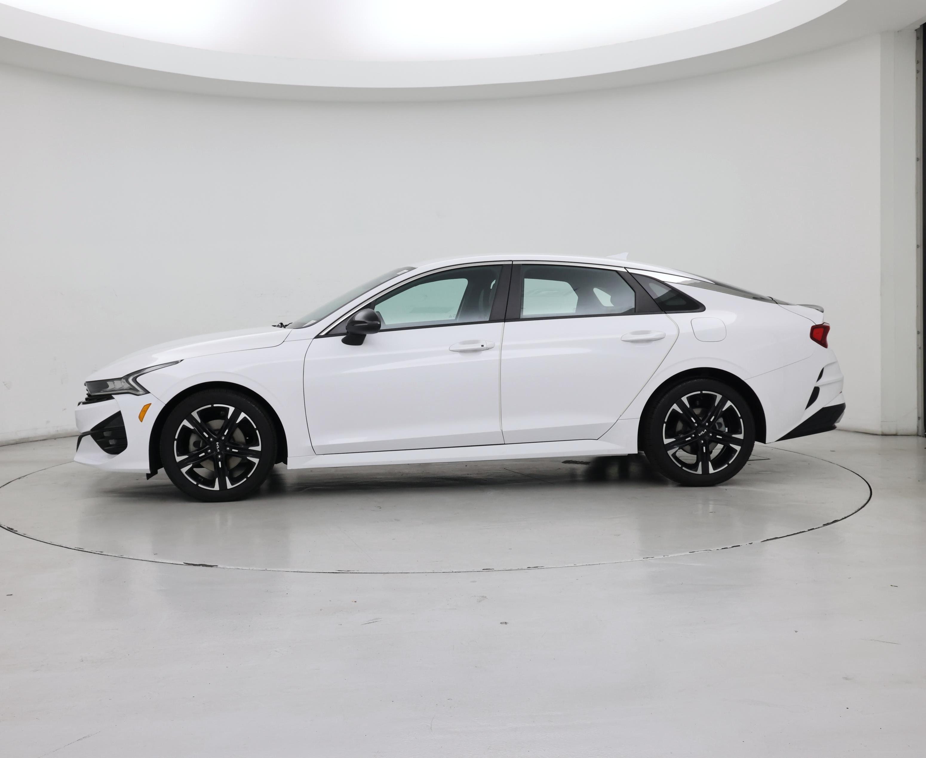 Thumbnail: 2022 Kia K5 - 3