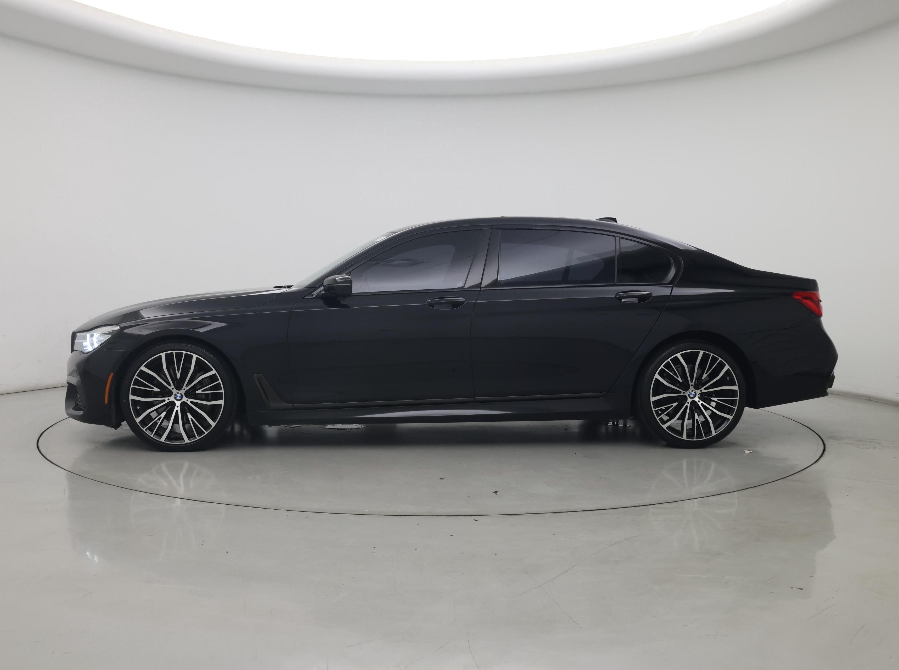 Thumbnail: 2019 BMW 7 Series - 3