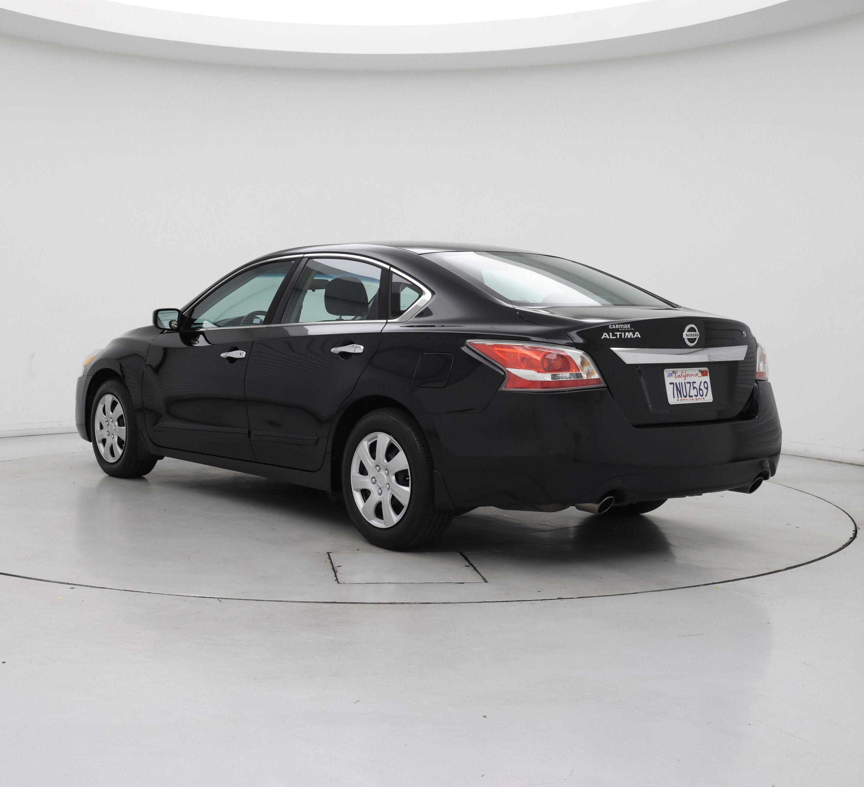 Thumbnail: 2015 Nissan Altima - 2