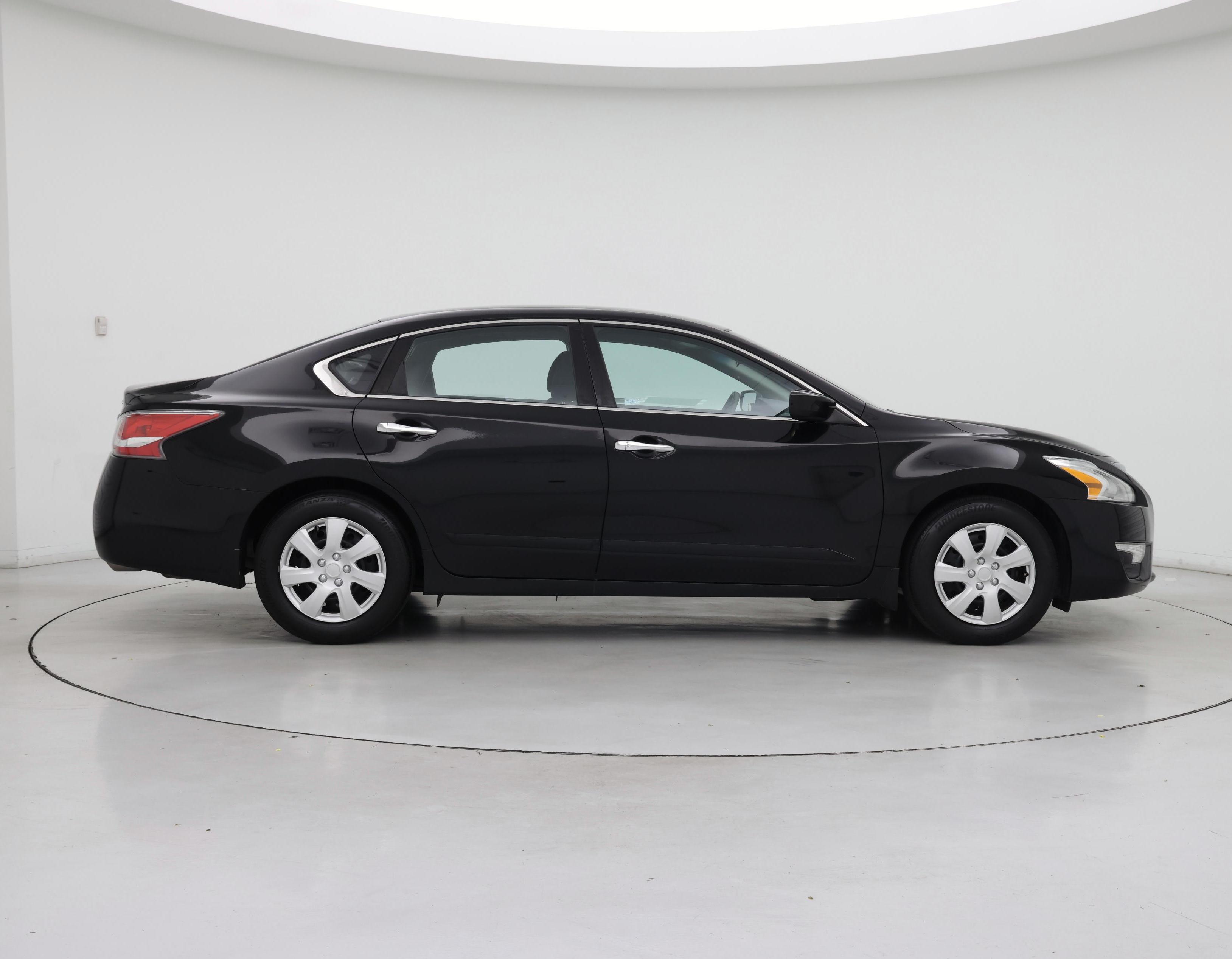 Thumbnail: 2015 Nissan Altima - 7