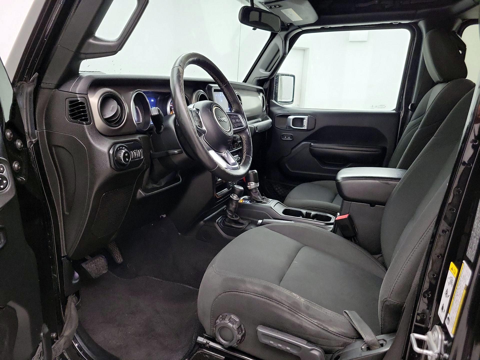 Thumbnail: 2020 Jeep Gladiator - 11