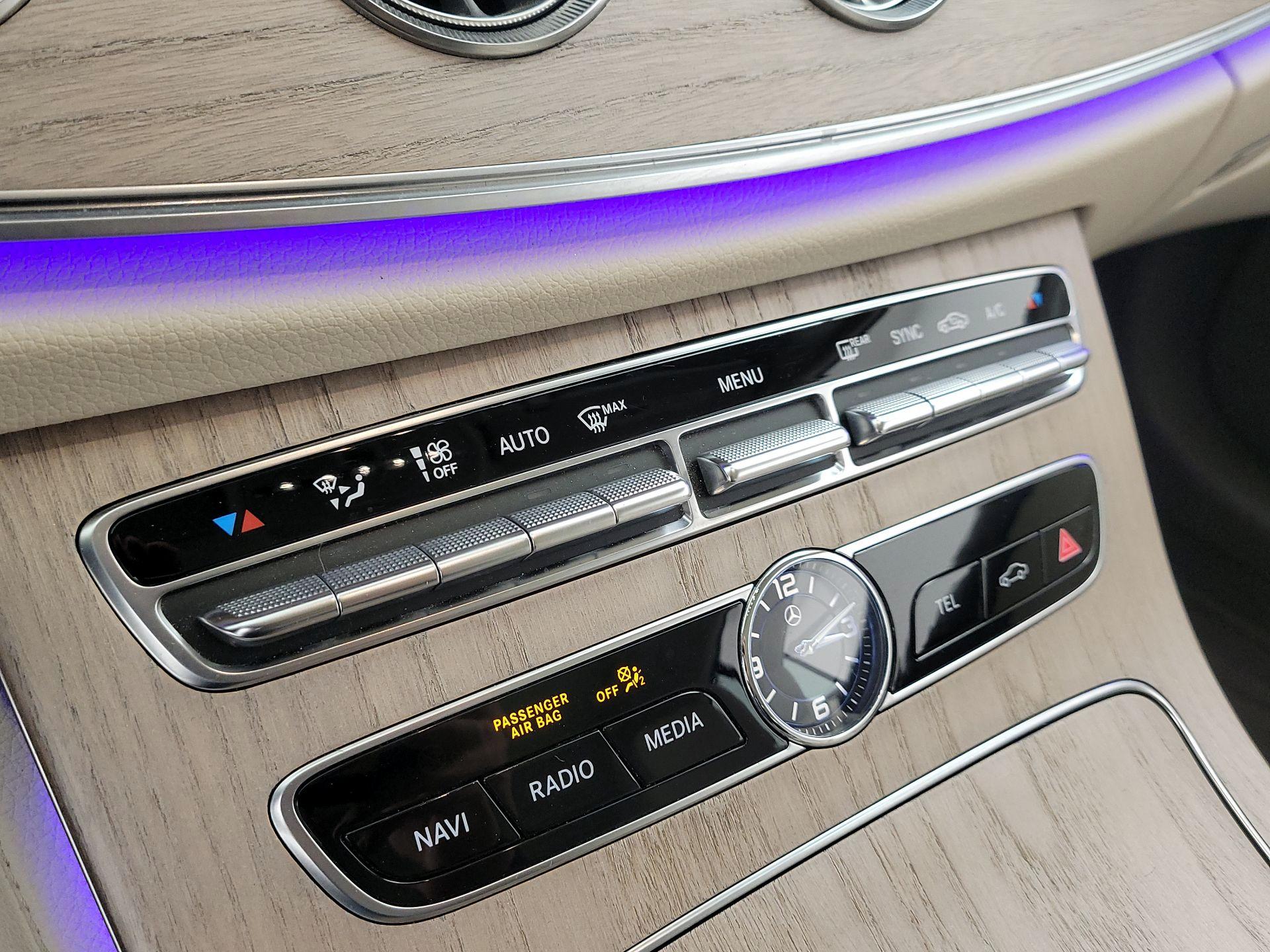 Thumbnail: 2018 Mercedes-Benz E-Class - 17